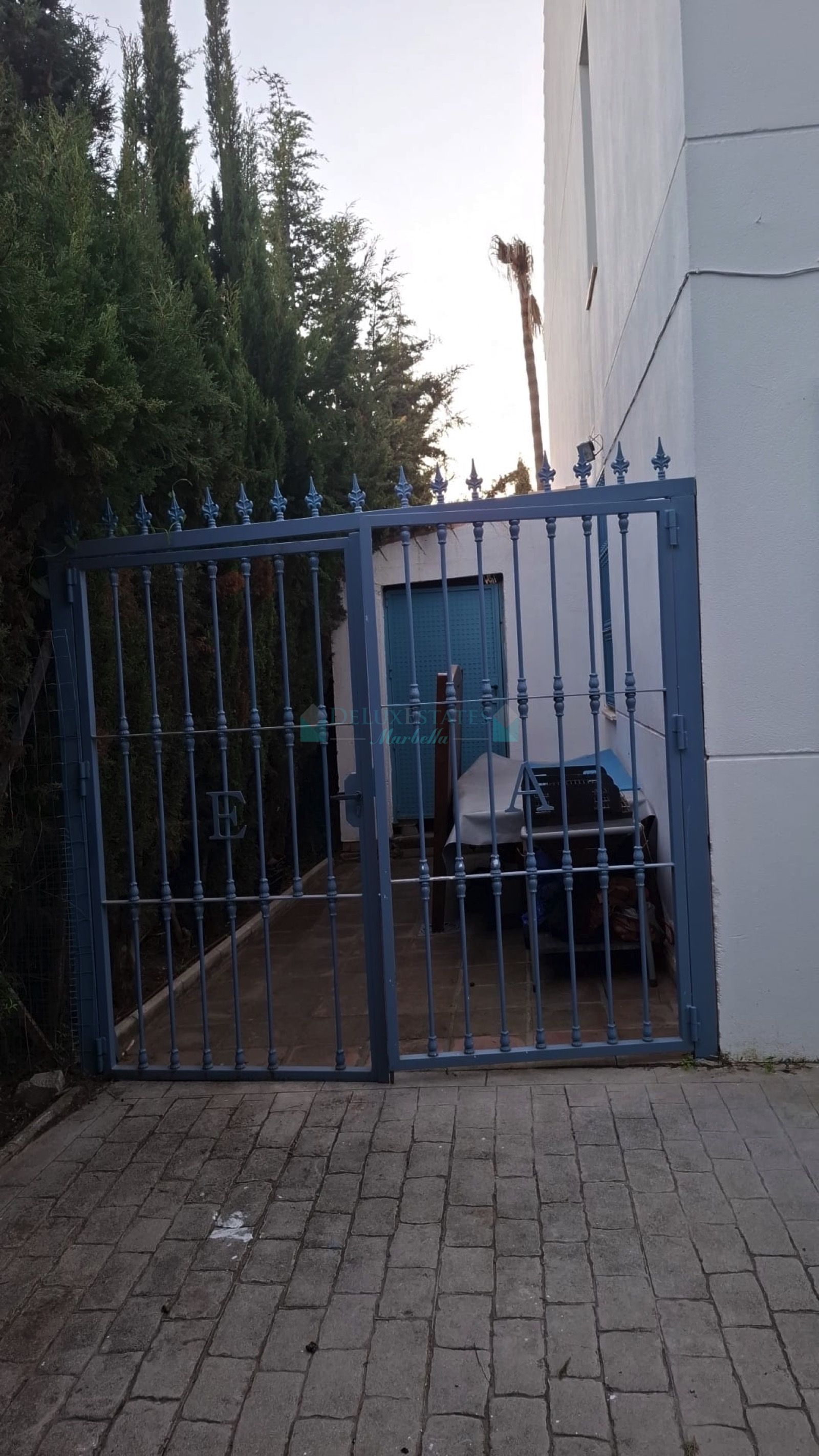 Semi Detached House for sale in Los Naranjos, Nueva Andalucia