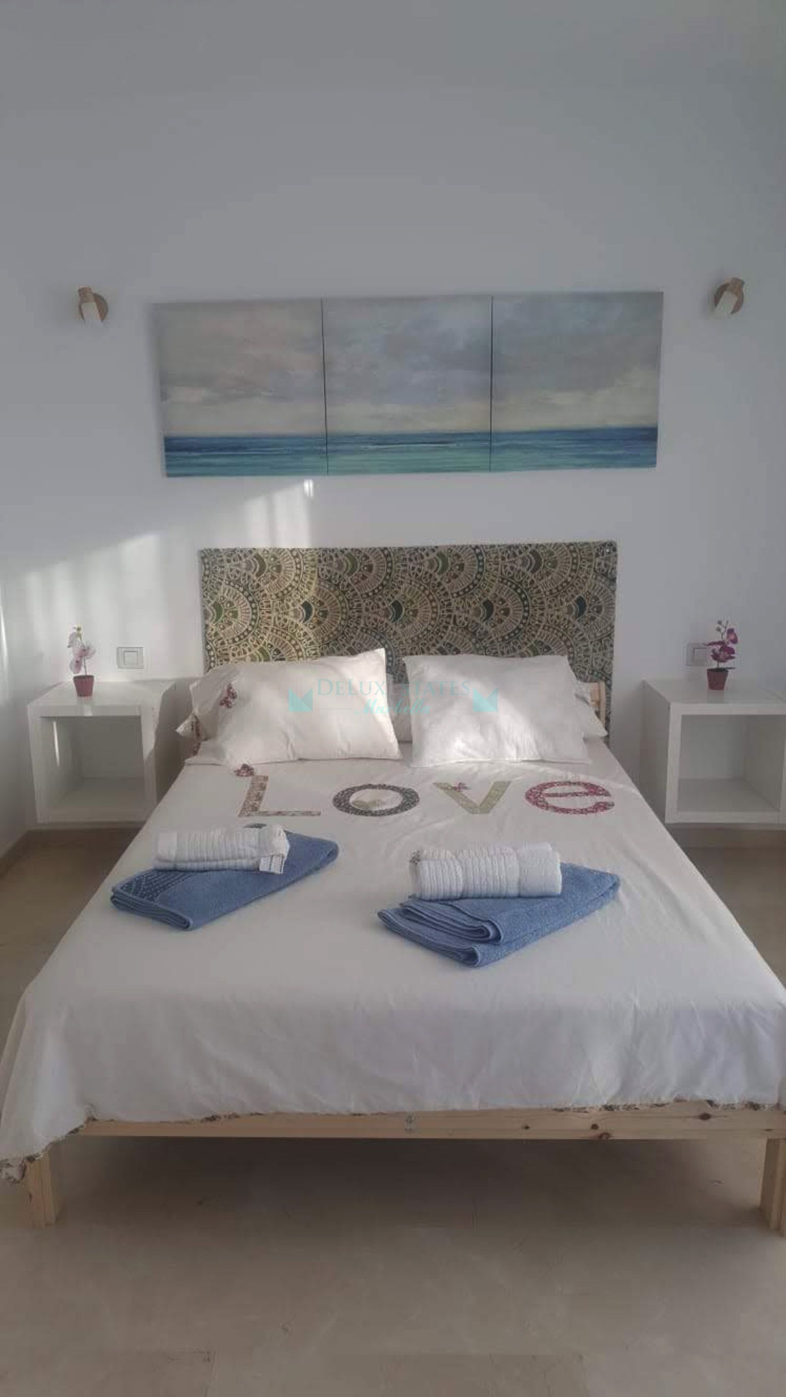 Semi Detached House for sale in Los Naranjos, Nueva Andalucia