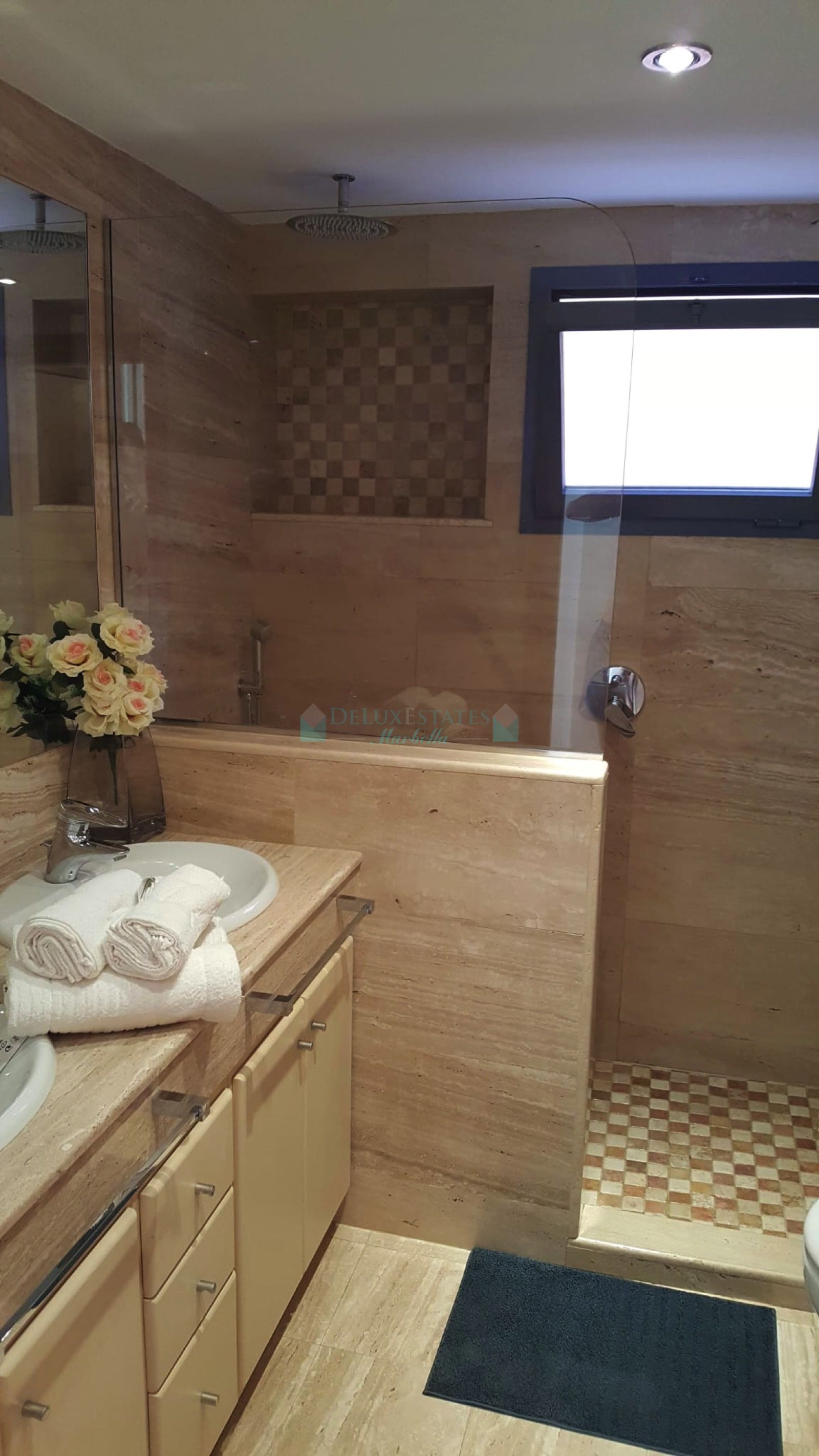 Semi Detached House for sale in Los Naranjos, Nueva Andalucia