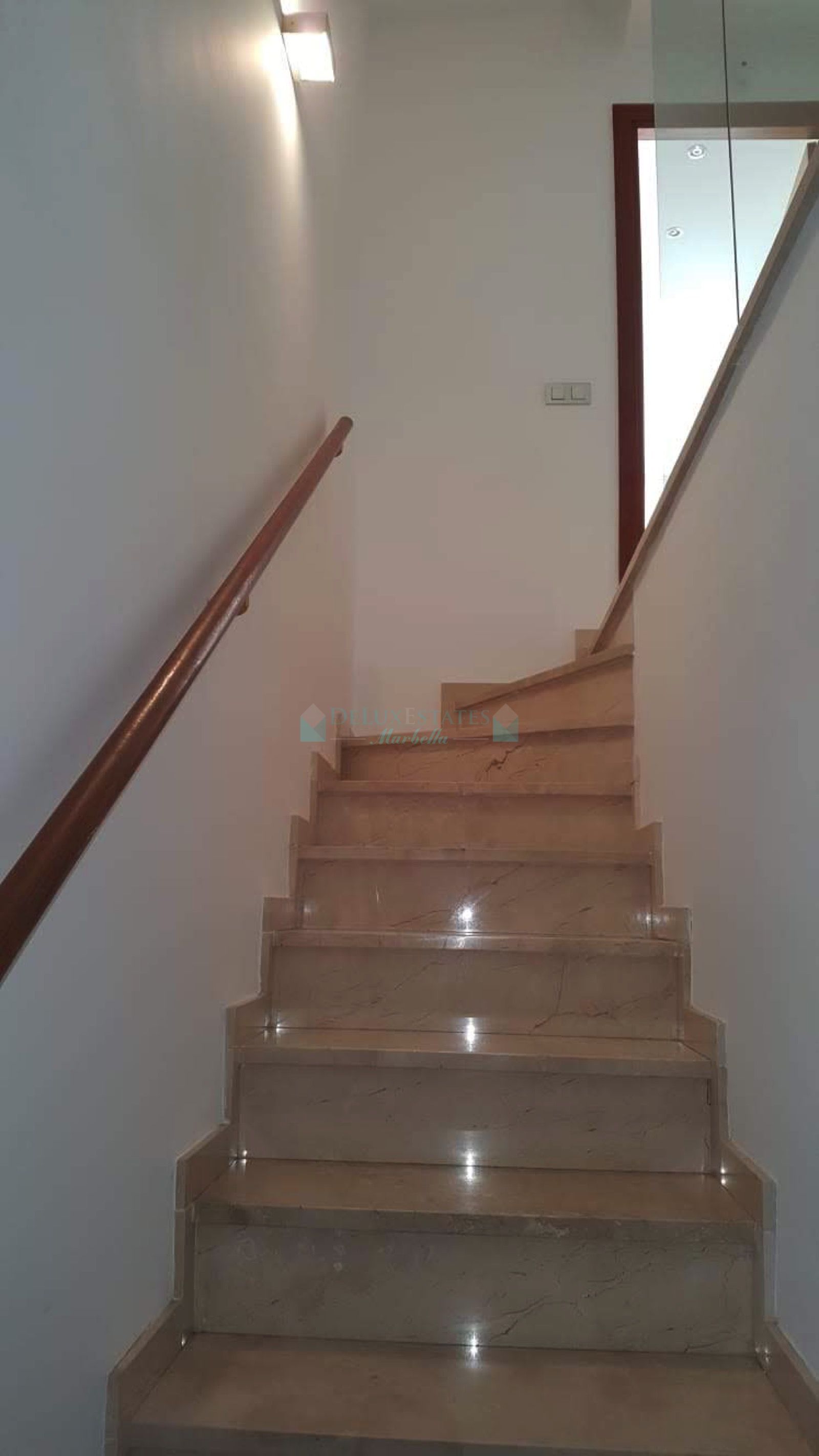 Semi Detached House for sale in Los Naranjos, Nueva Andalucia