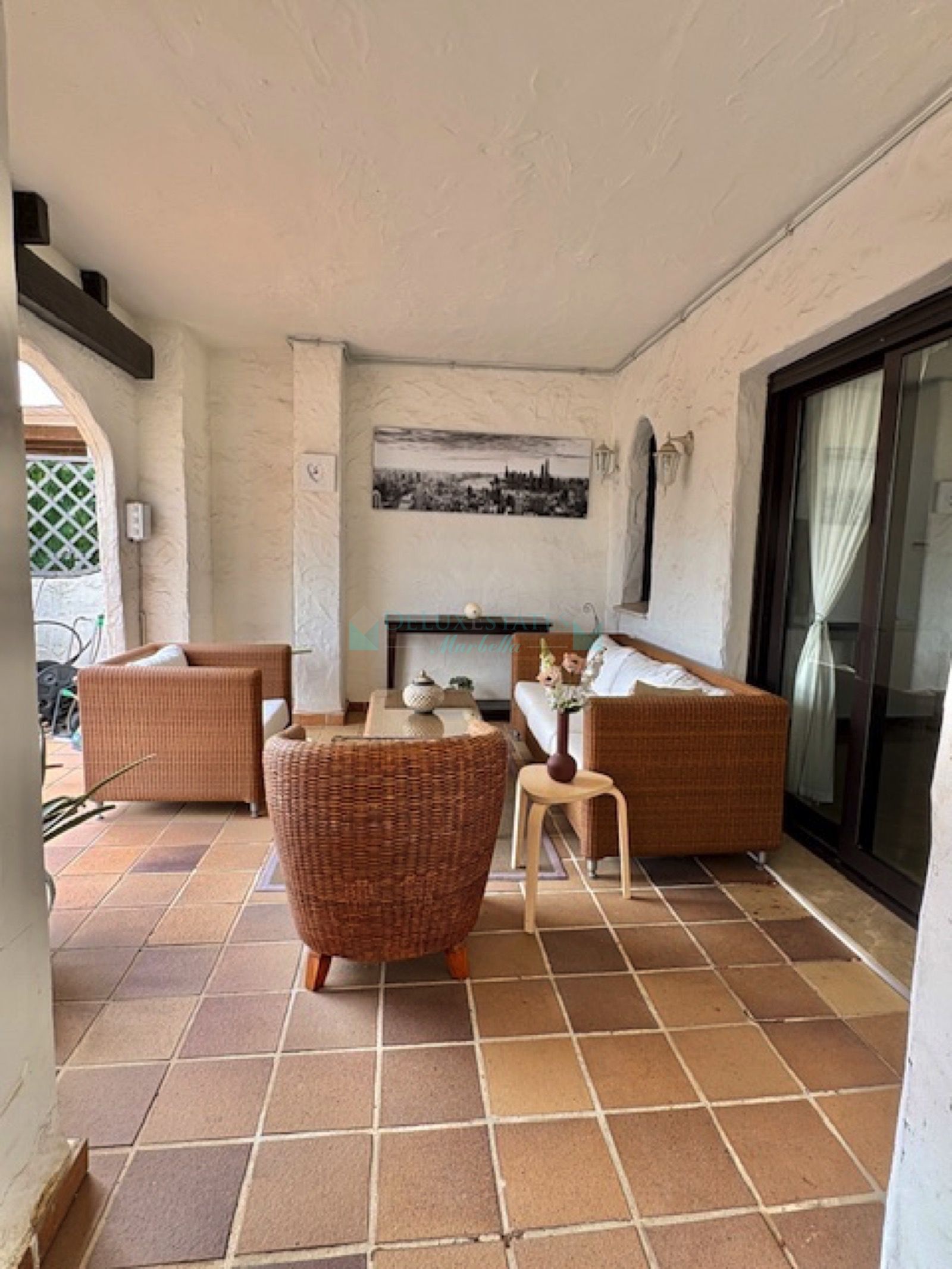 Penthouse for sale in Rio Real, Marbella East