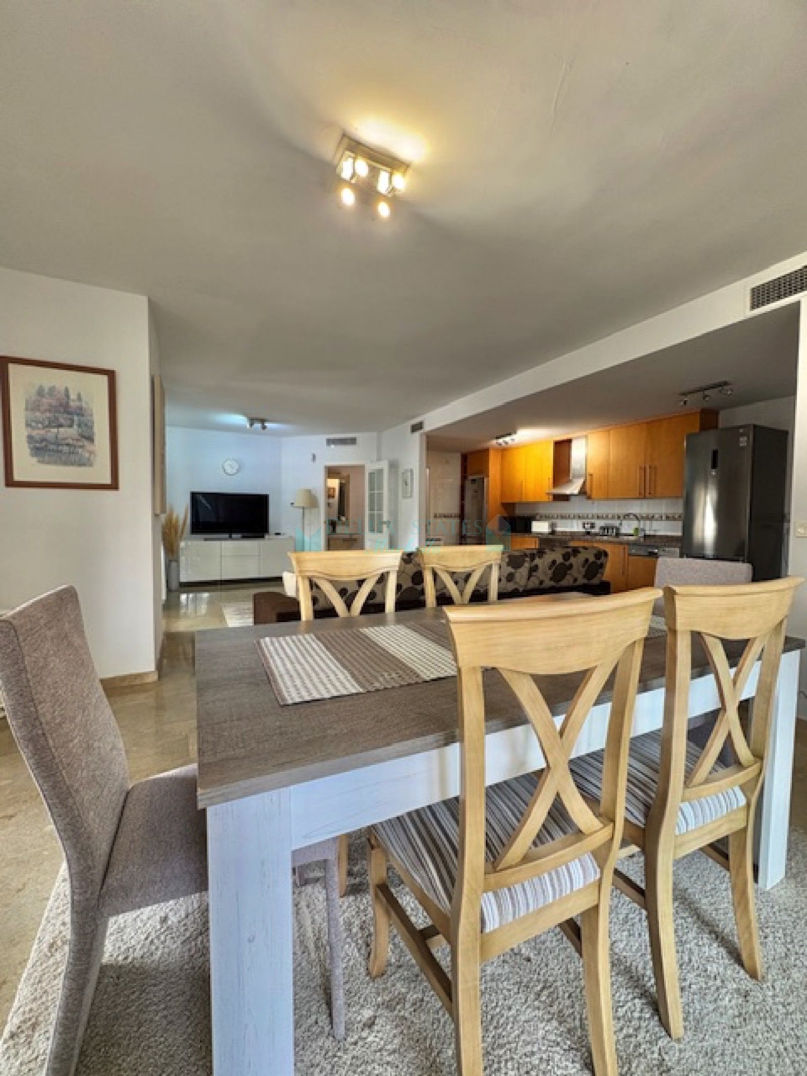 Penthouse for sale in Rio Real, Marbella East