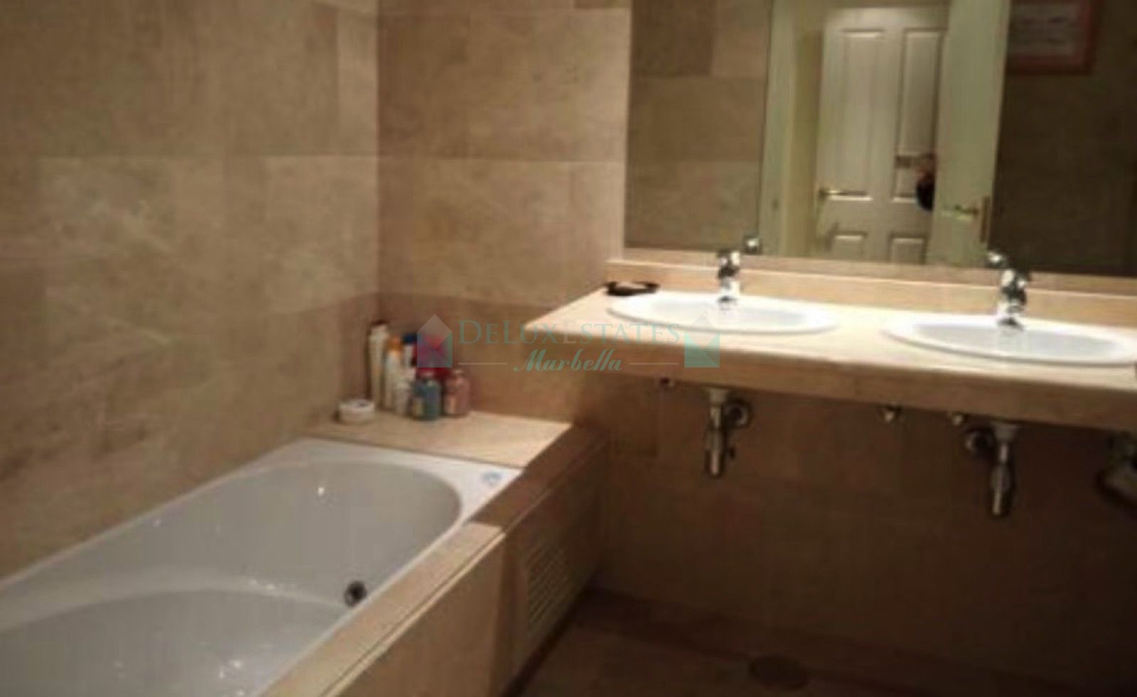 Apartment for sale in La Galera, Estepona