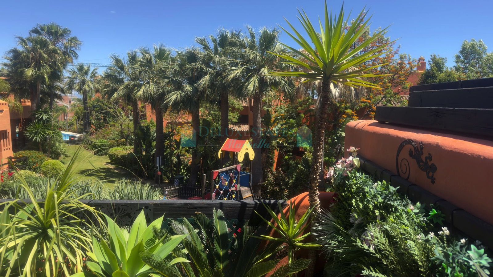 Apartment for sale in La Galera, Estepona