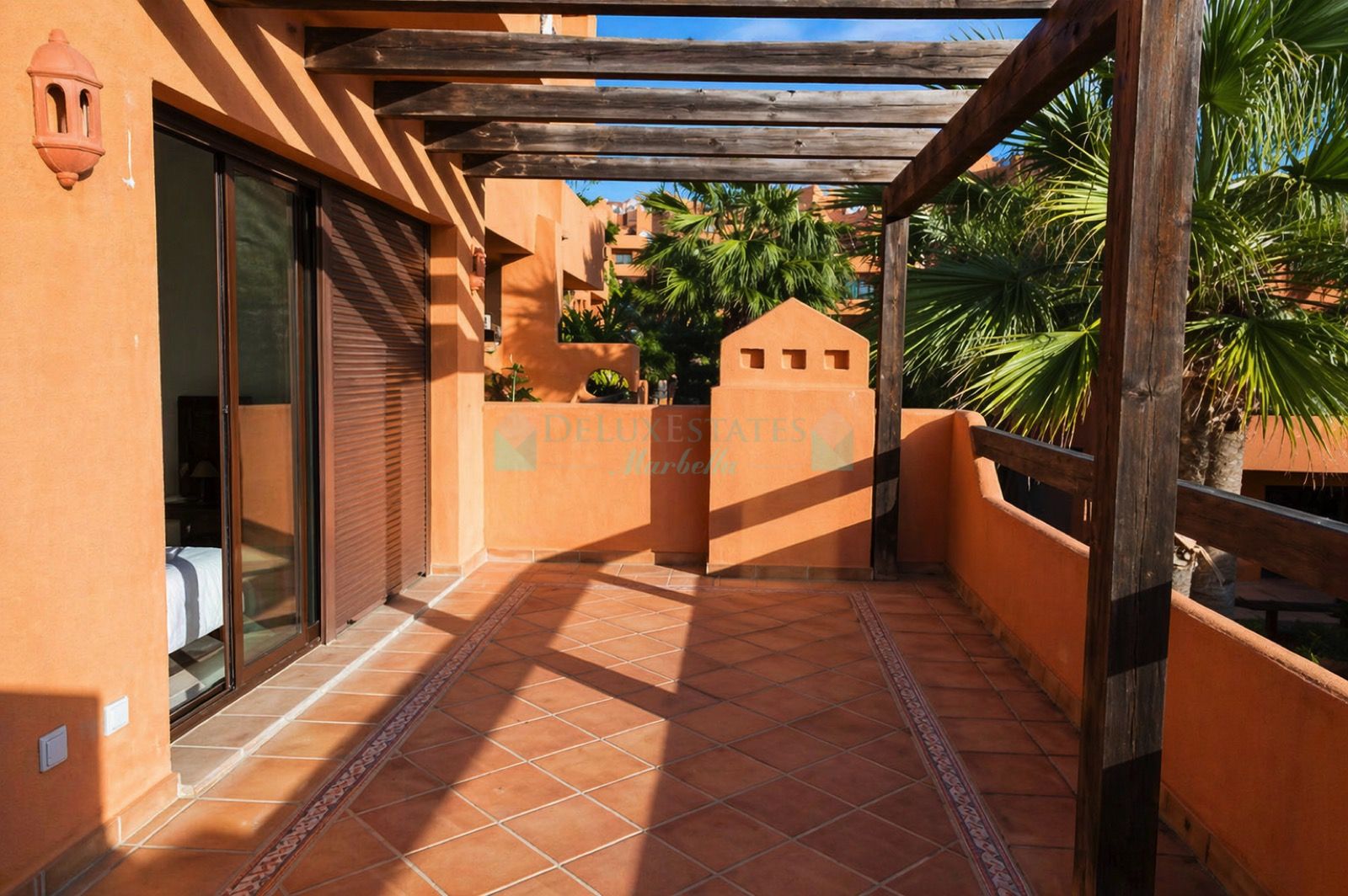Apartment for sale in La Galera, Estepona