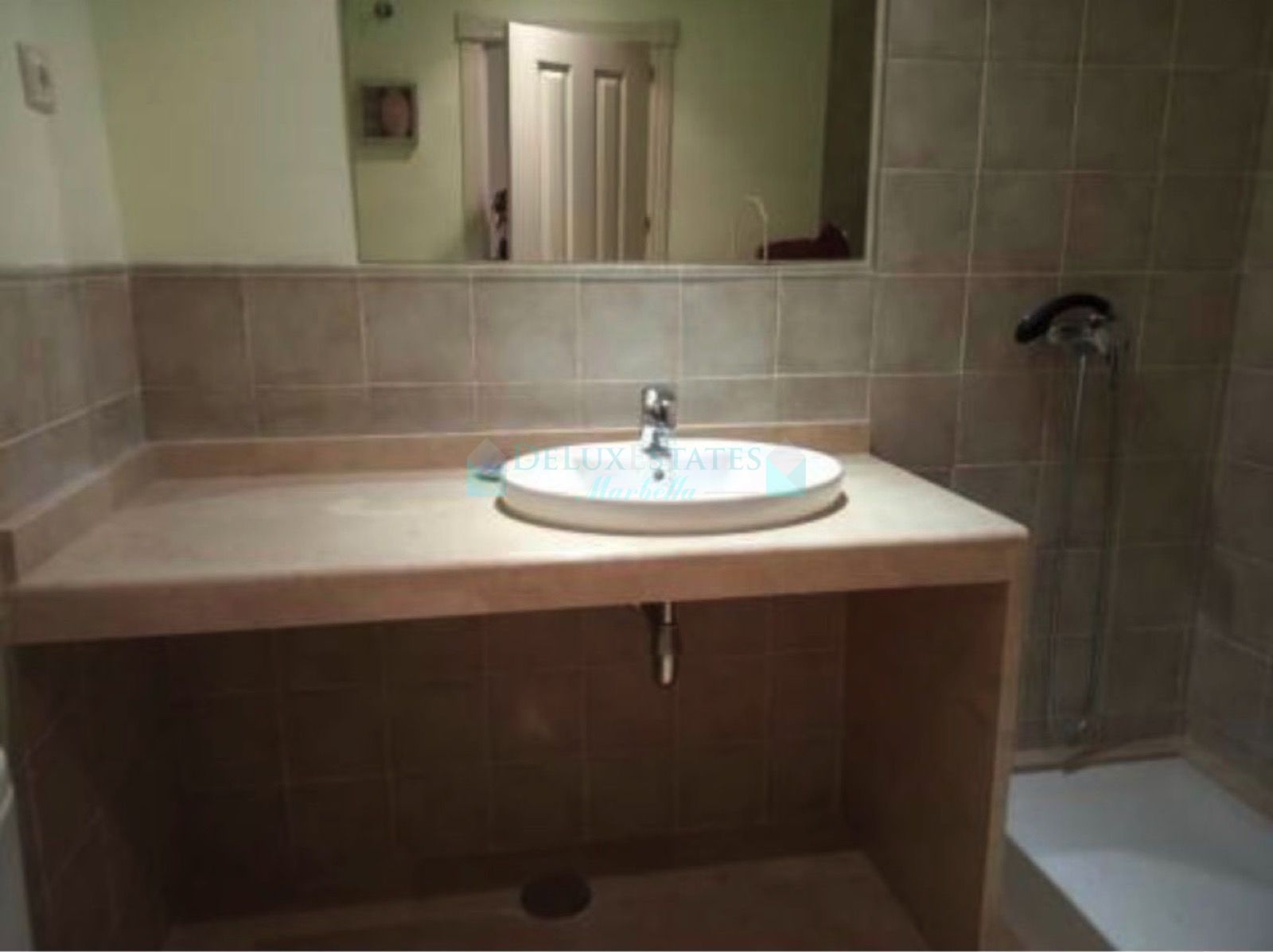 Apartment for sale in La Galera, Estepona