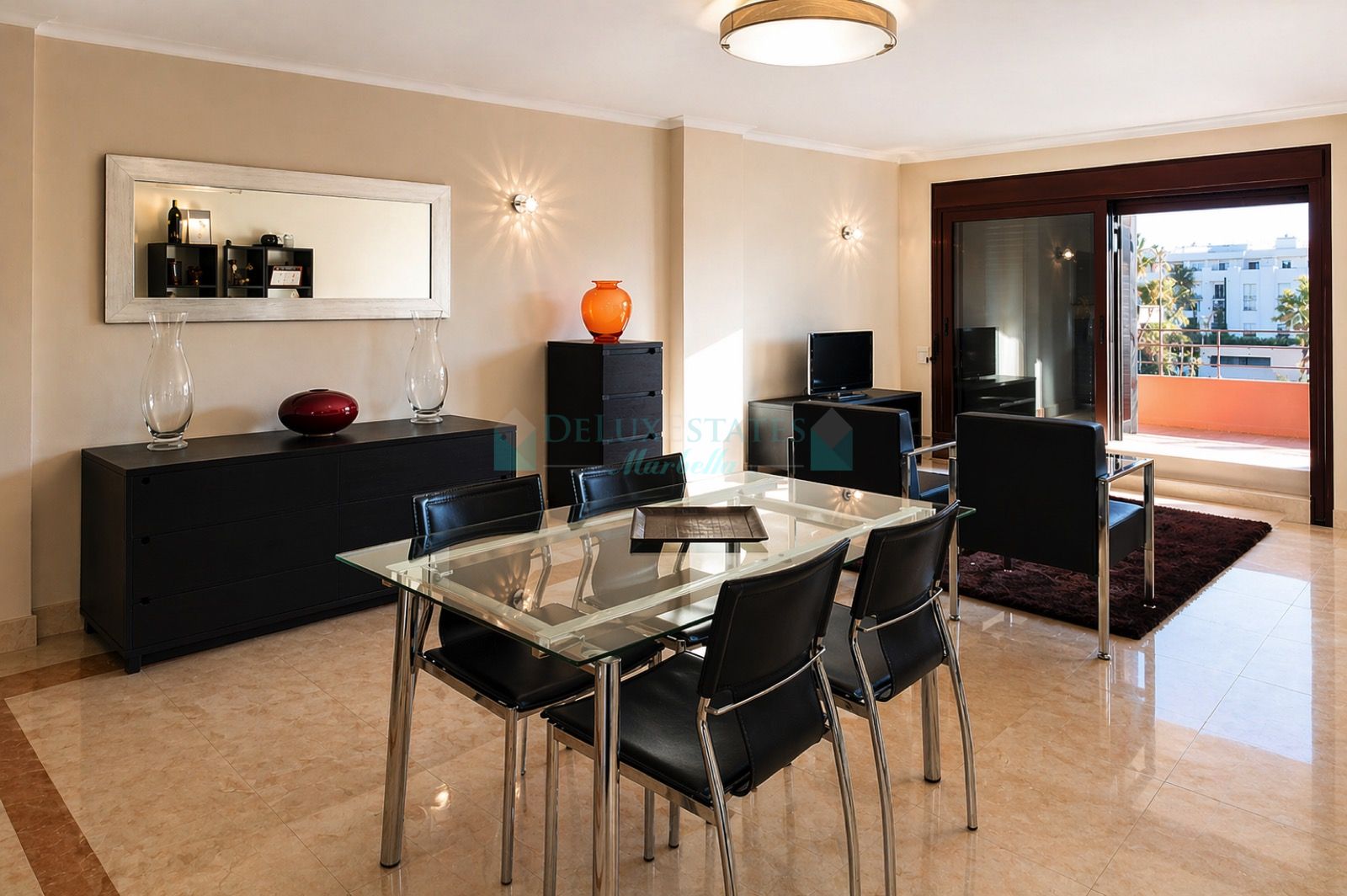 Apartment for sale in La Galera, Estepona