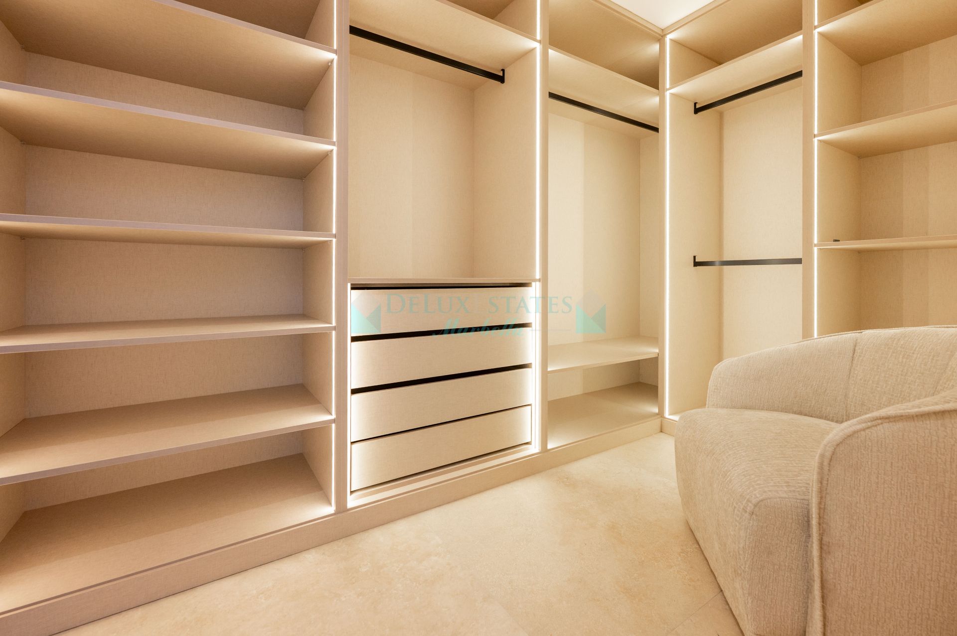Ground Floor Apartment for sale in Nueva Andalucia