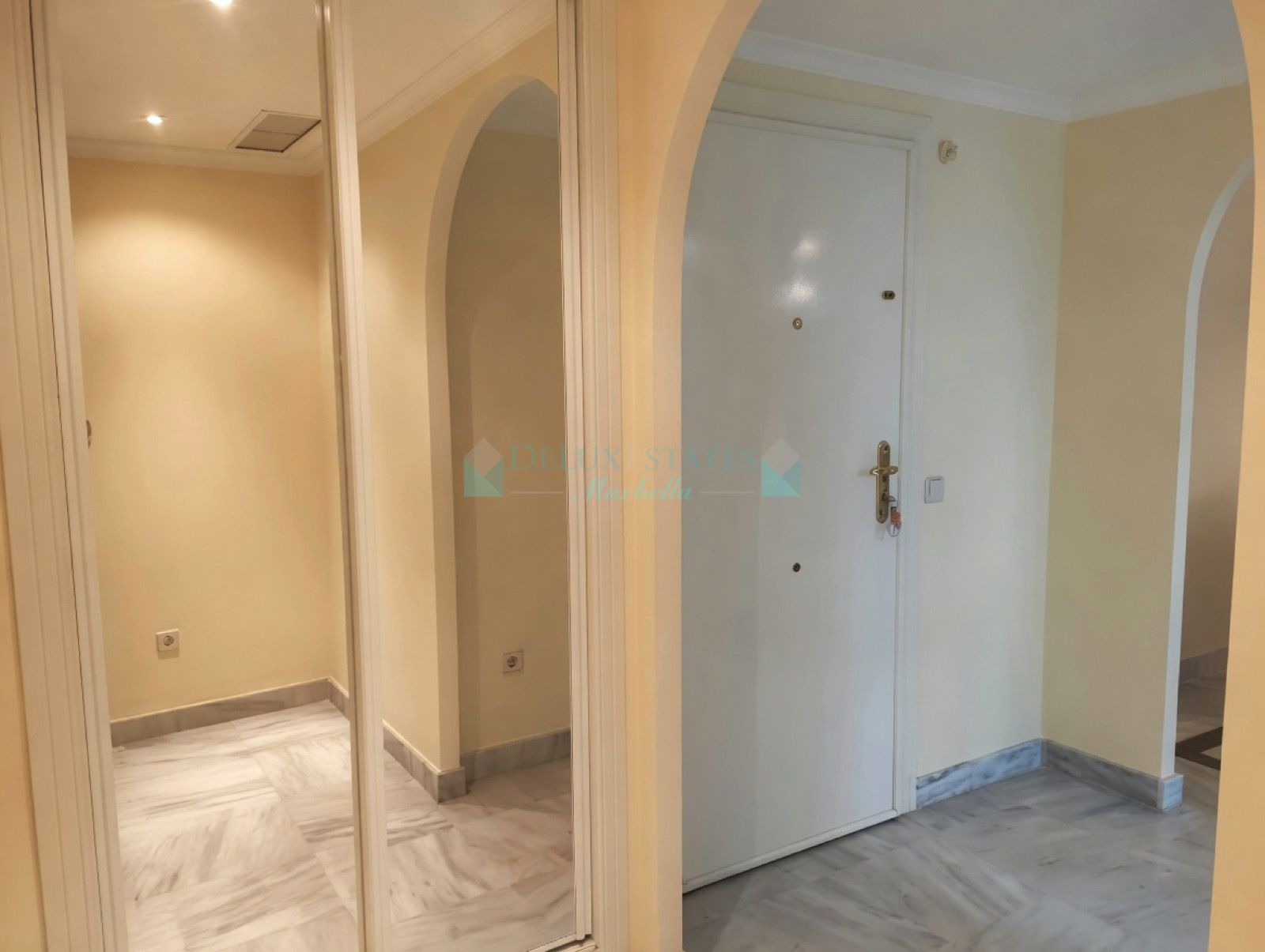 Ground Floor Apartment for sale in Los Naranjos de Marbella, Nueva Andalucia