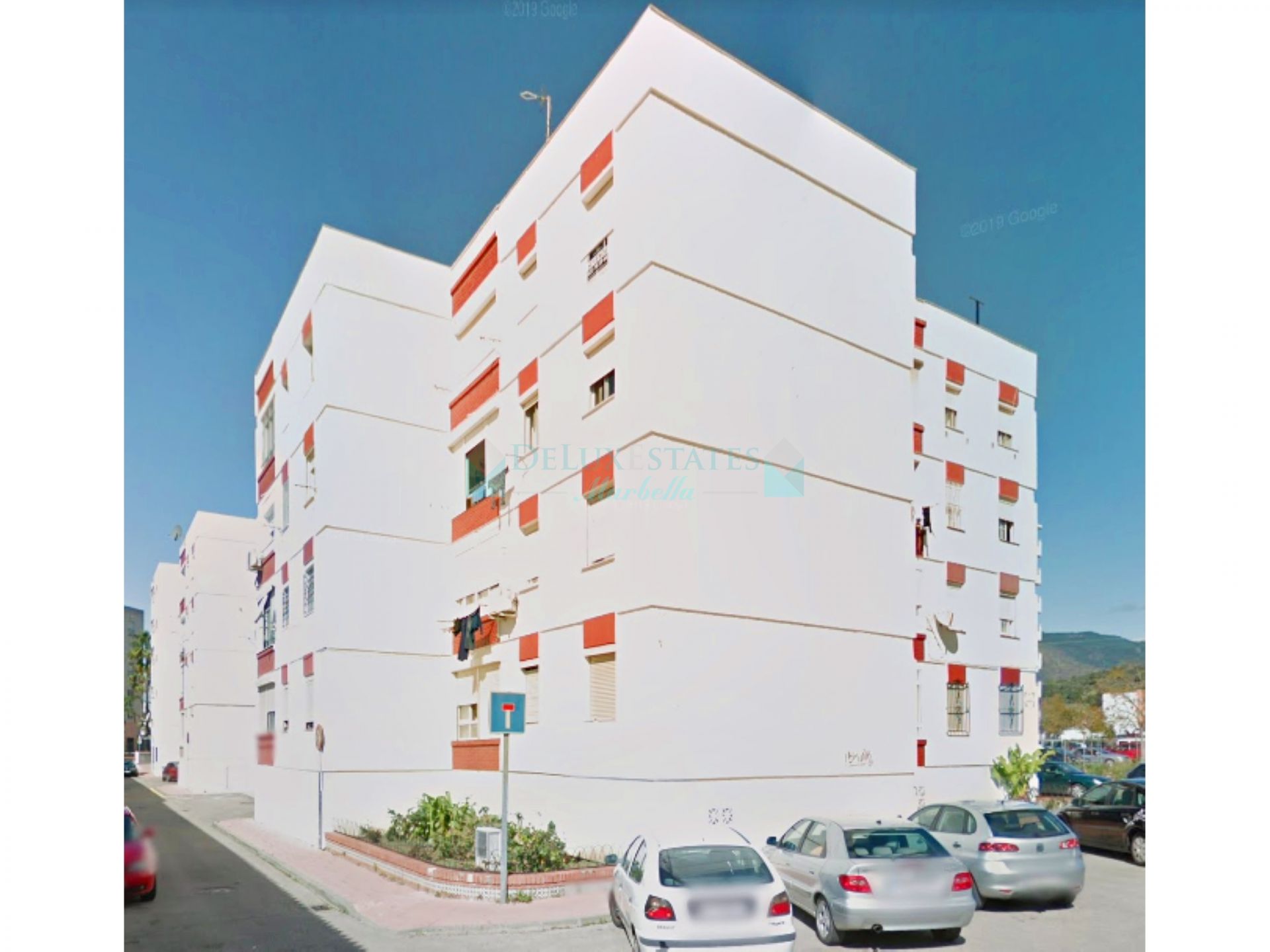 Apartamento en venta en Avda de Andalucia - Sierra de Estepona, Estepona