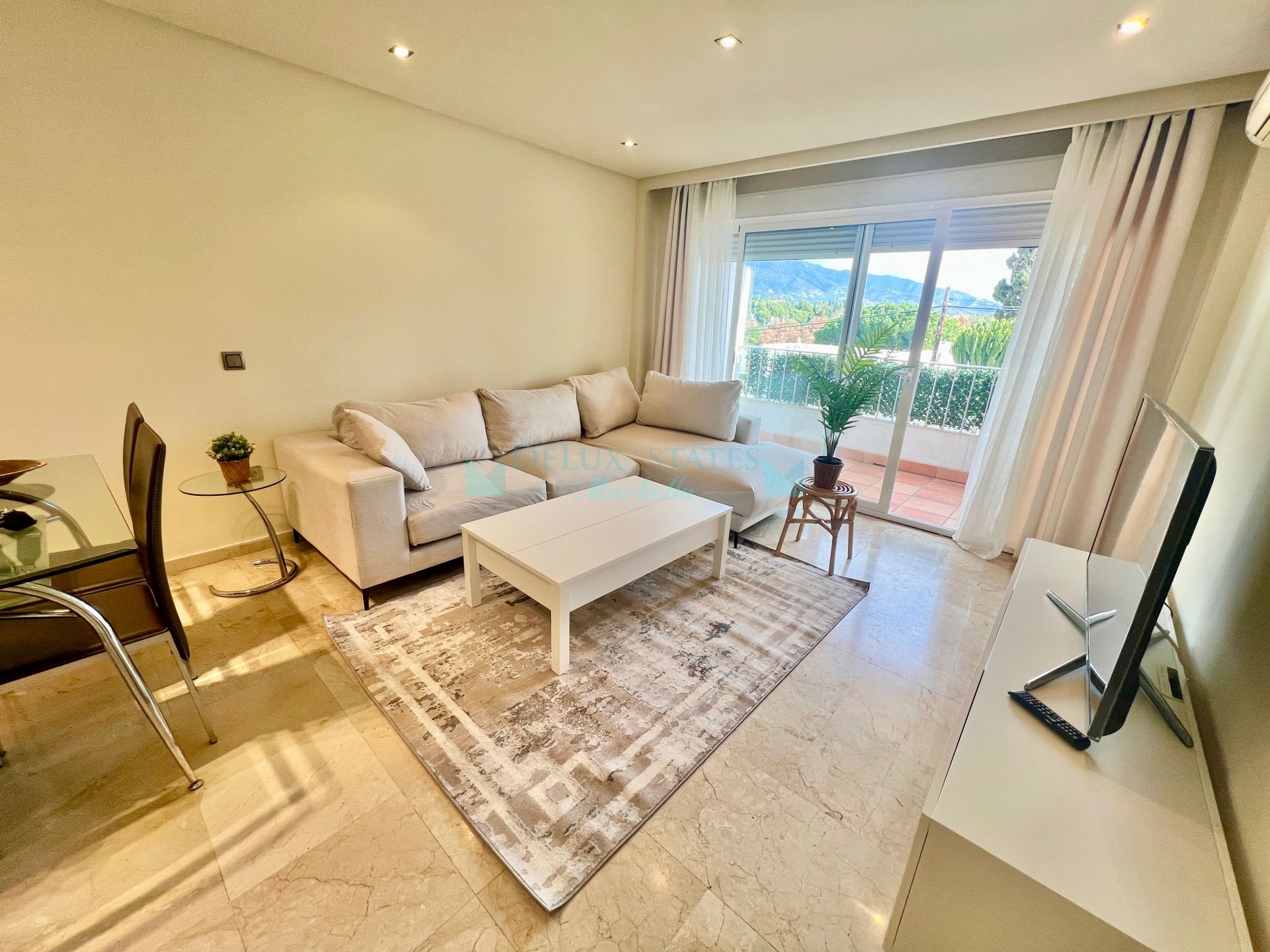 Apartment for rent in Conjunto Casaño, Nueva Andalucia