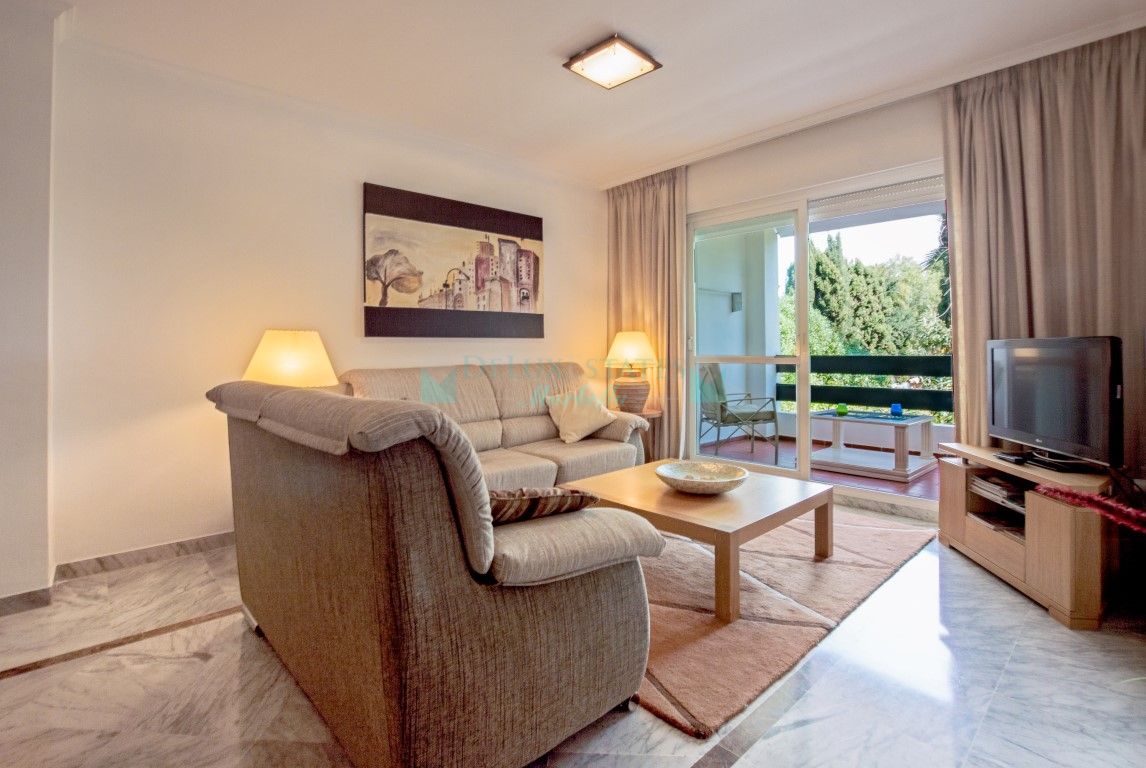 Apartamento en alquiler en Lorcrisur, San Pedro de Alcantara