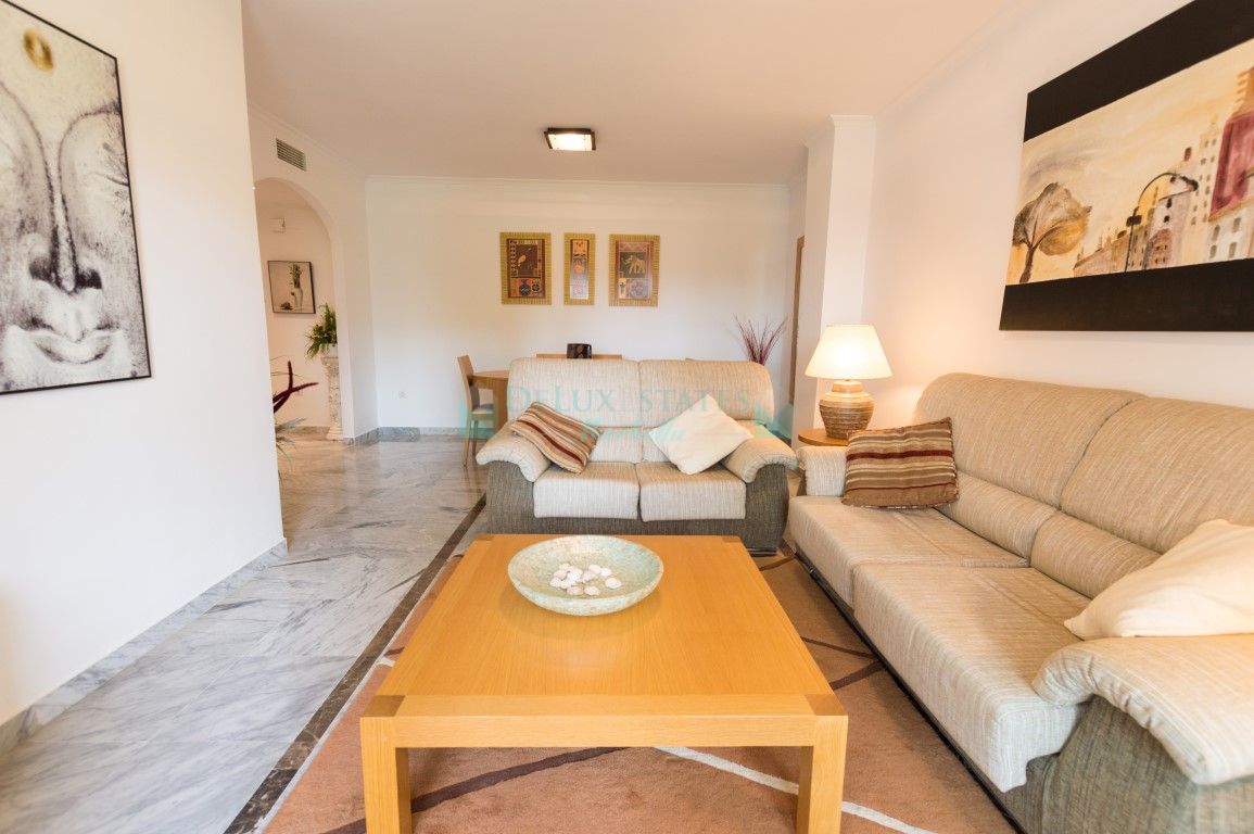 Apartamento en alquiler en Lorcrisur, San Pedro de Alcantara