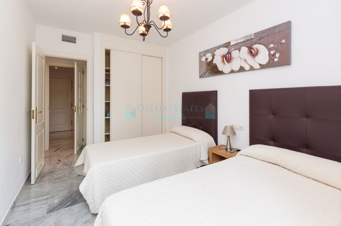 Apartamento en alquiler en Lorcrisur, San Pedro de Alcantara