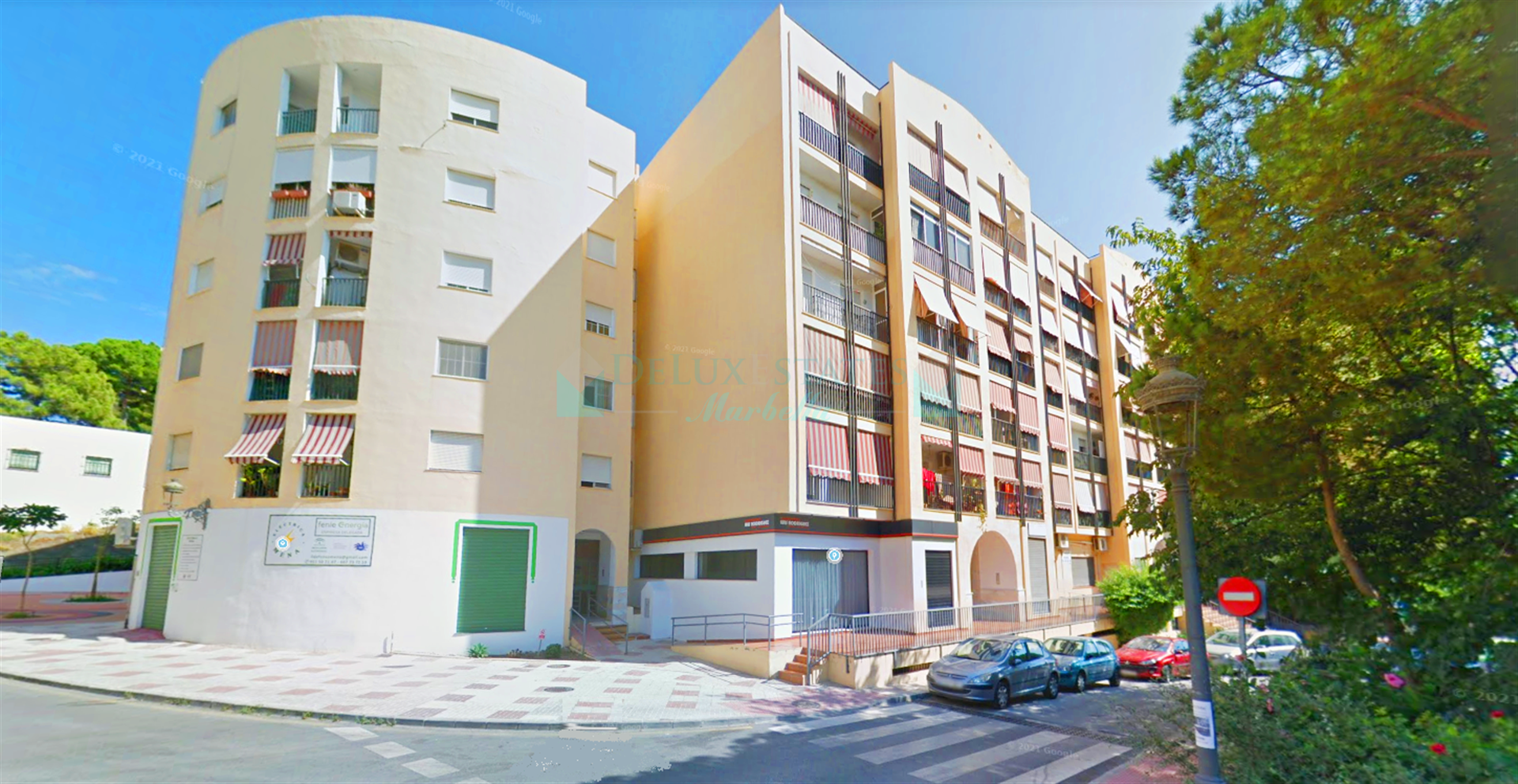 Apartamento en venta en Calvario, Estepona