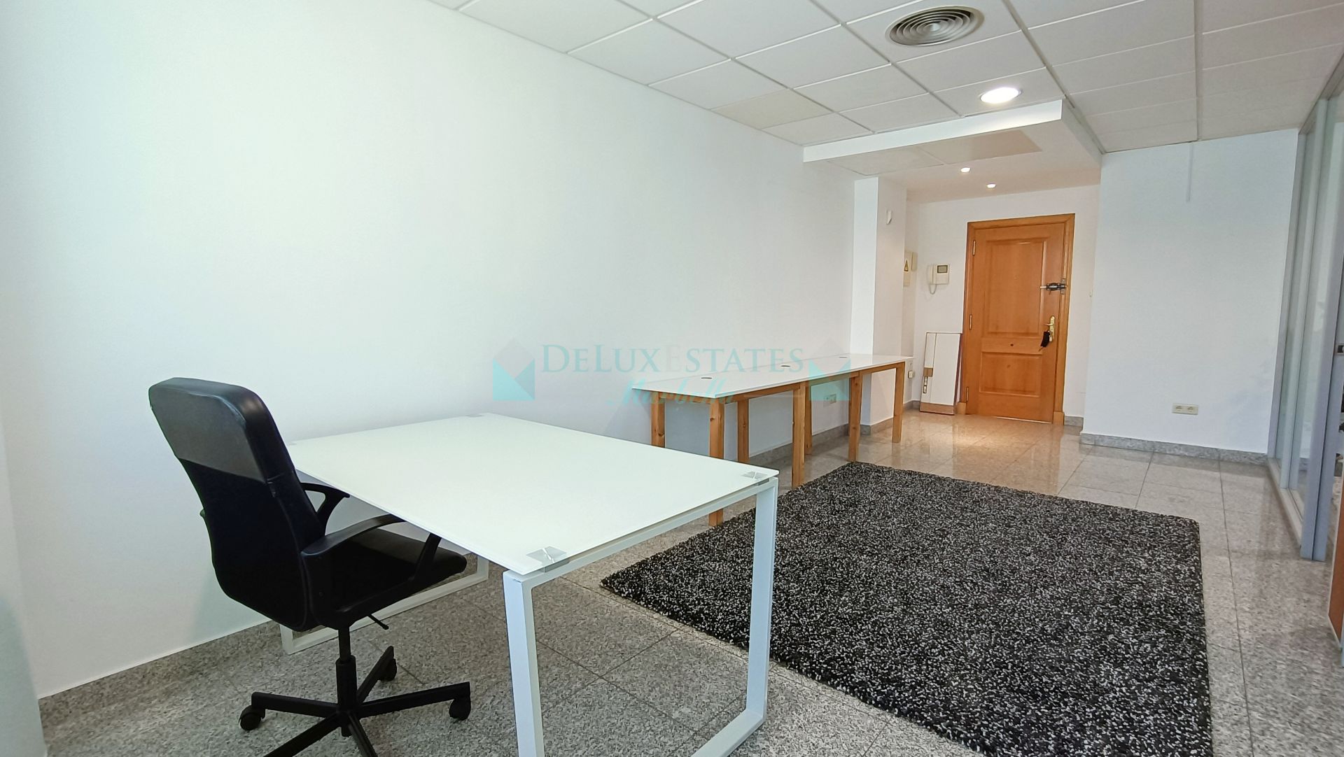 Office for sale in Tembo Banus, Marbella - Puerto Banus