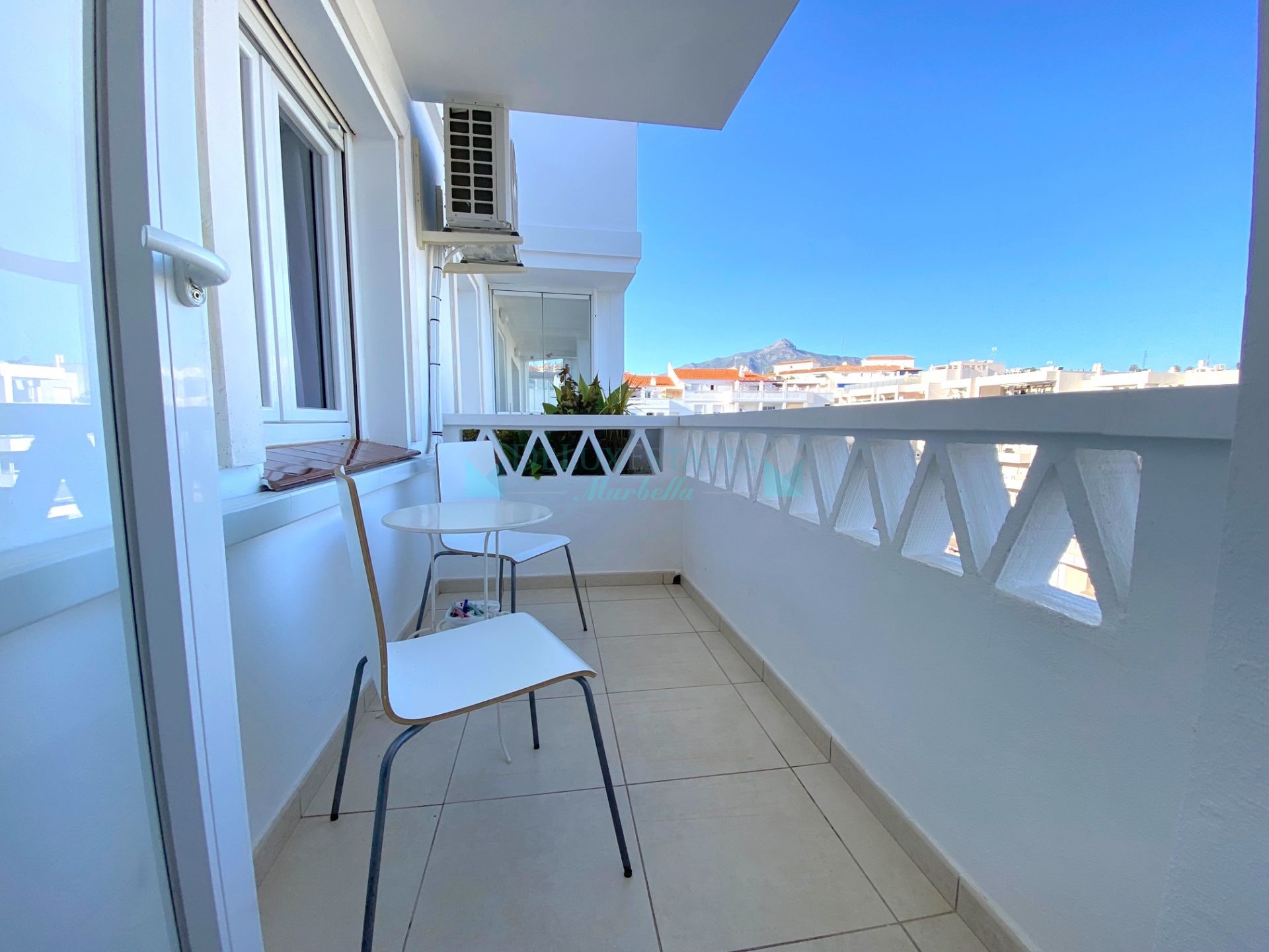 Apartment for rent in Nueva Andalucia