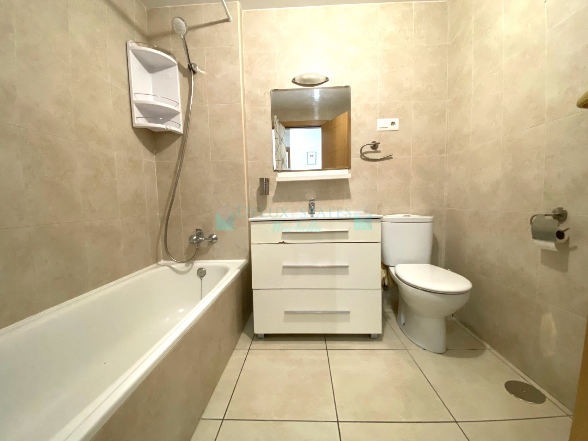 Apartment for rent in Nueva Andalucia