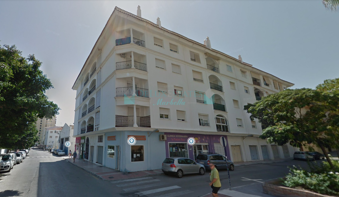 Apartamento en venta en Estepona Puerto, Estepona