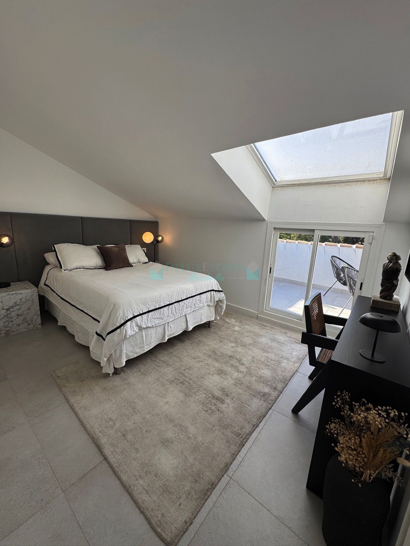 Duplex Penthouse for sale in El Dorado, Nueva Andalucia