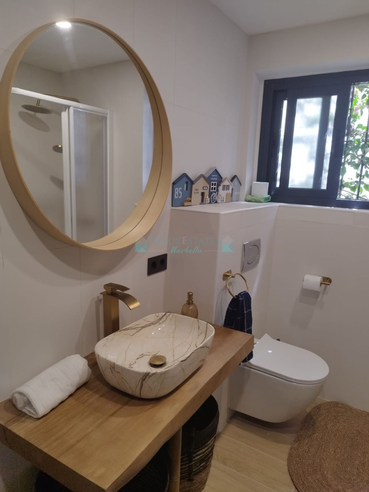 Semi Detached House for sale in Guadalmansa Playa, Estepona