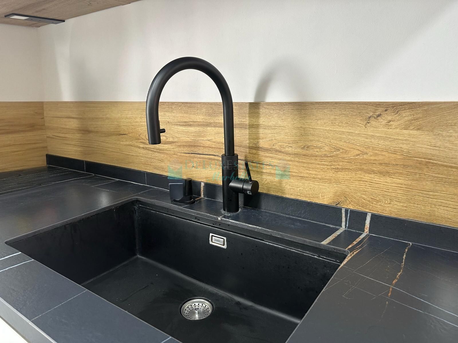 Duplex Penthouse for sale in Avda de Andalucia - Sierra de Estepona, Estepona