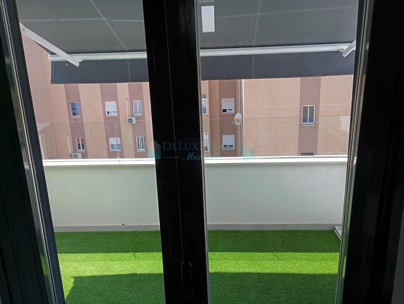 Duplex Penthouse for sale in Avda de Andalucia - Sierra de Estepona, Estepona