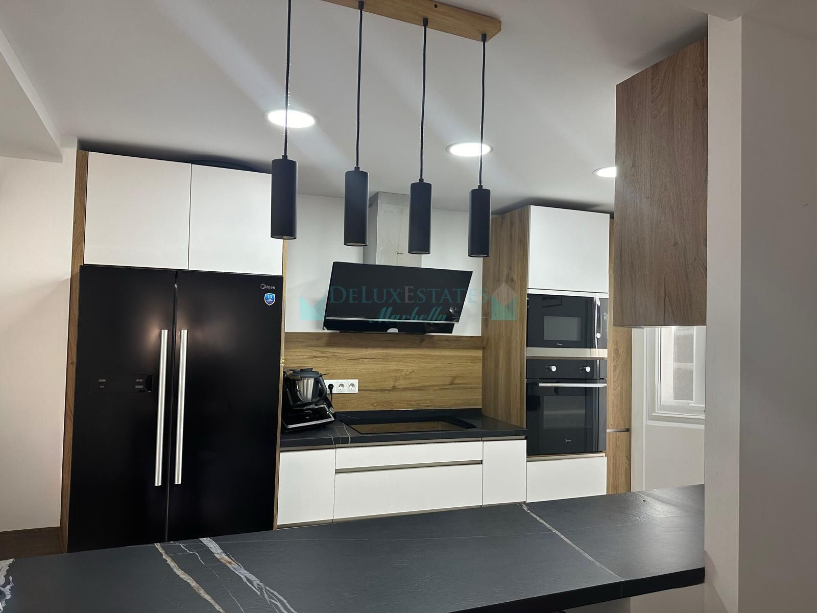 Duplex Penthouse for sale in Avda de Andalucia - Sierra de Estepona, Estepona