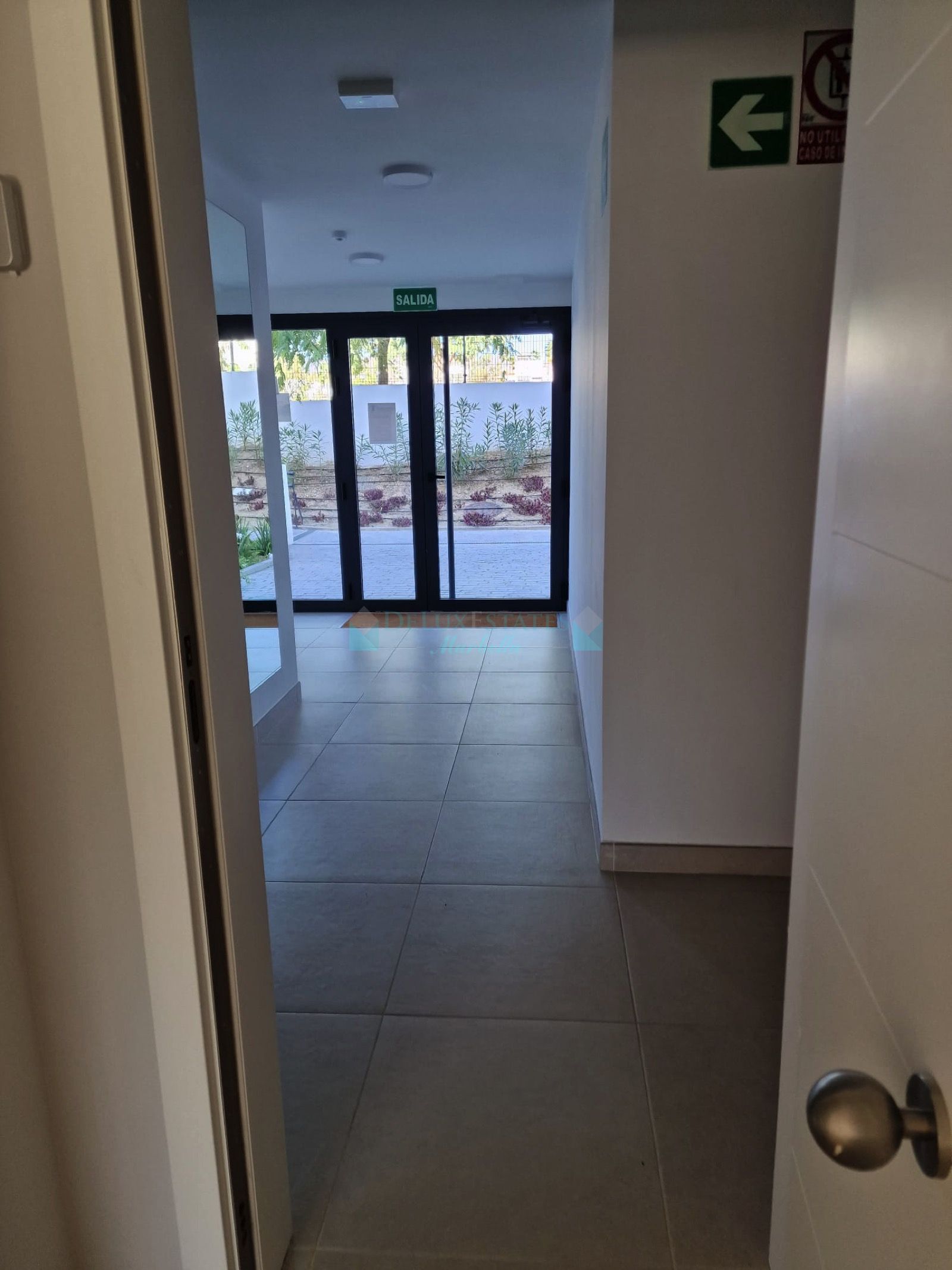 Ground Floor Apartment for sale in Las Joyas, Estepona