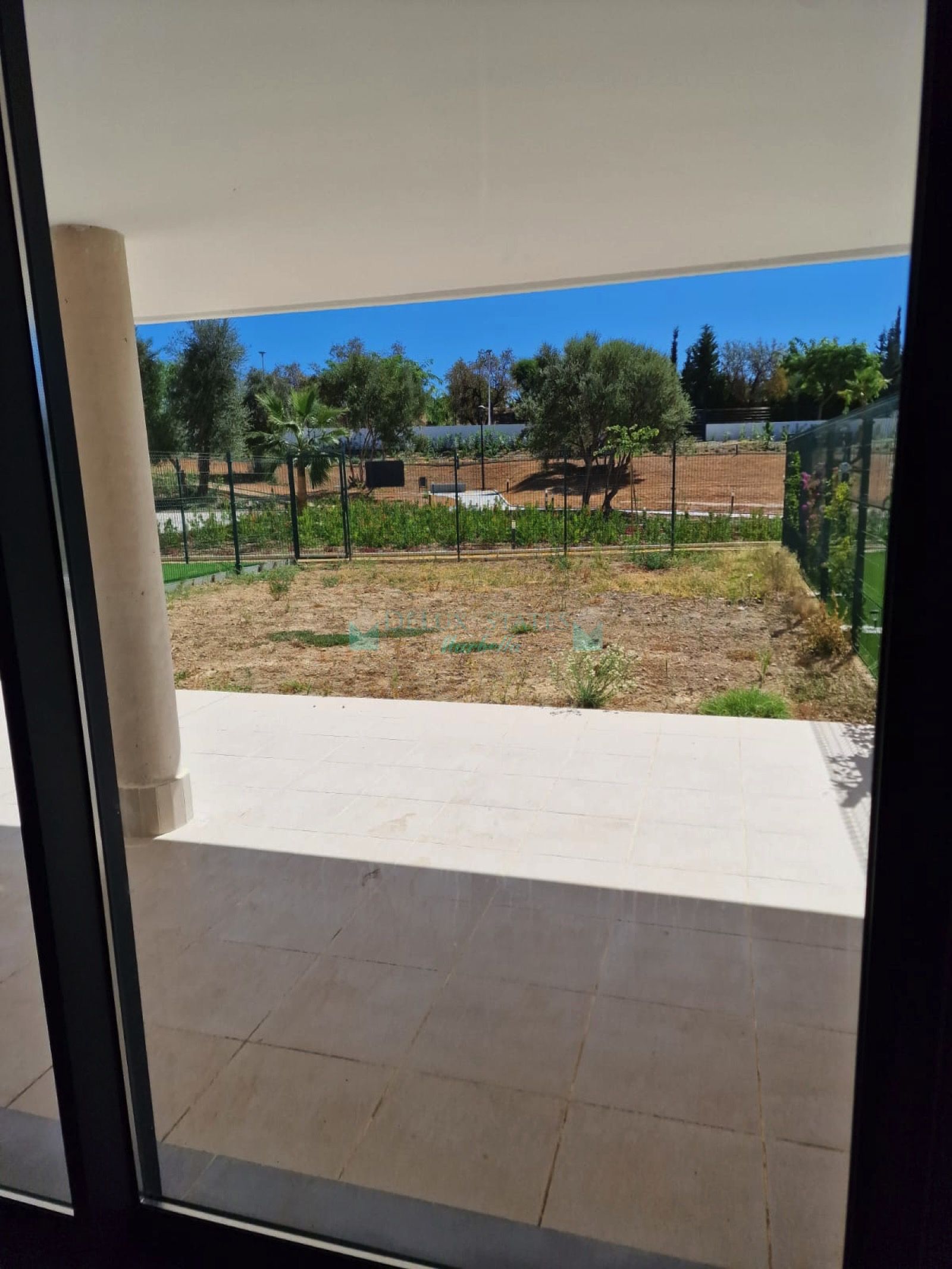 Ground Floor Apartment for sale in Las Joyas, Estepona