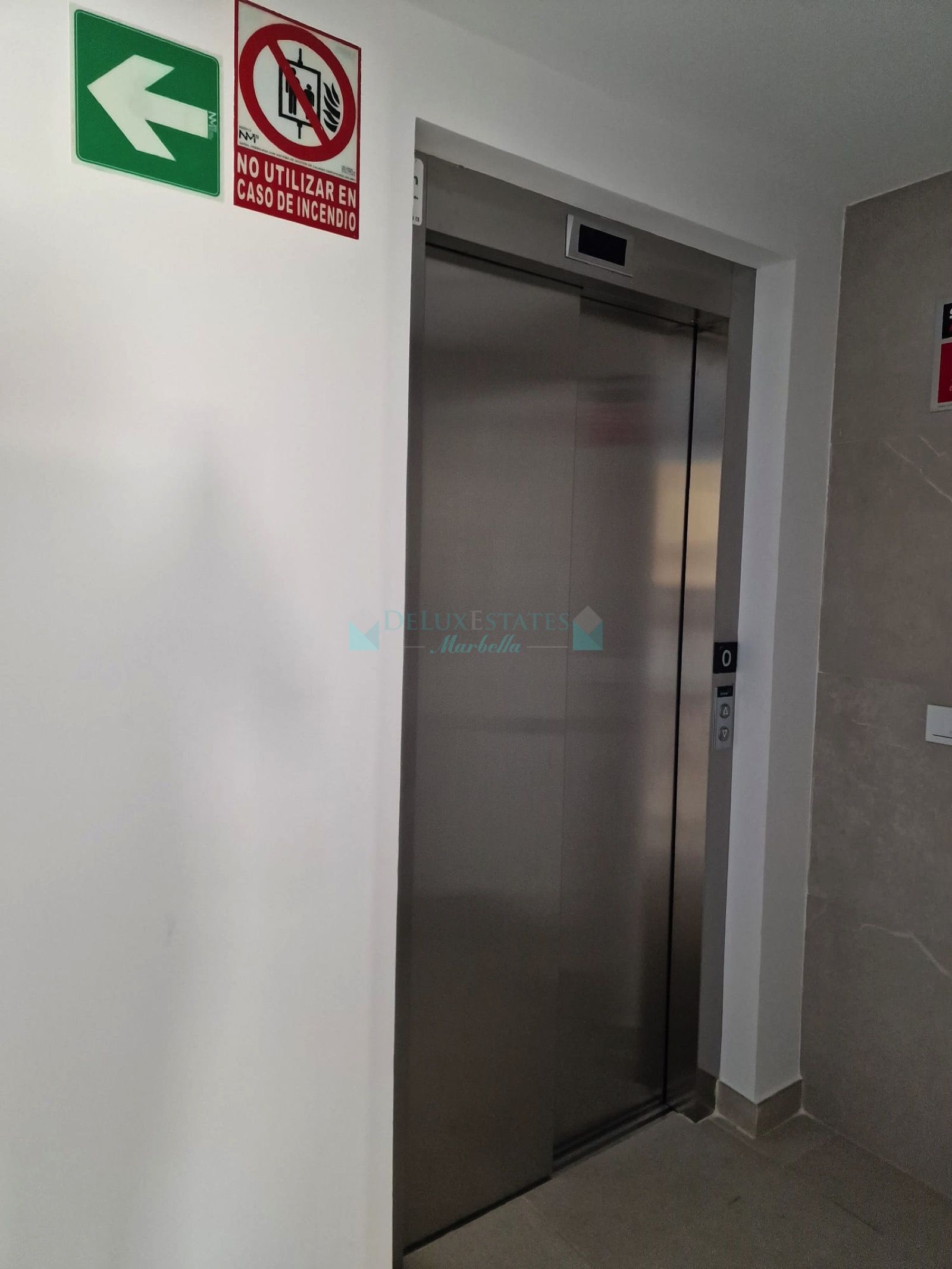 Ground Floor Apartment for sale in Las Joyas, Estepona