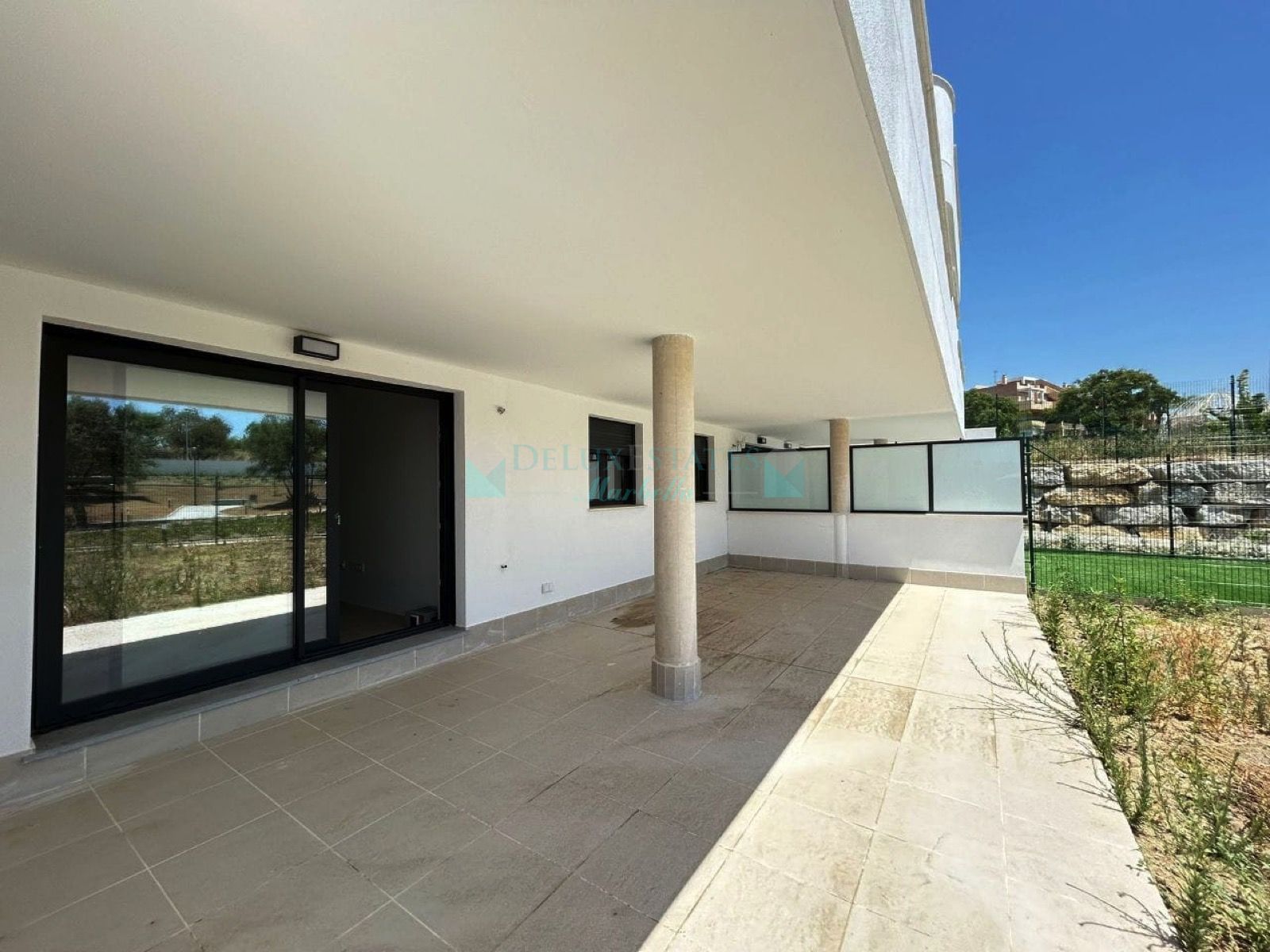 Ground Floor Apartment for sale in Las Joyas, Estepona