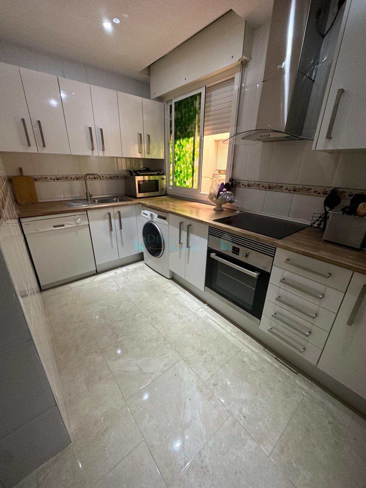 Ground Floor Apartment for sale in Lorcrimar, Nueva Andalucia