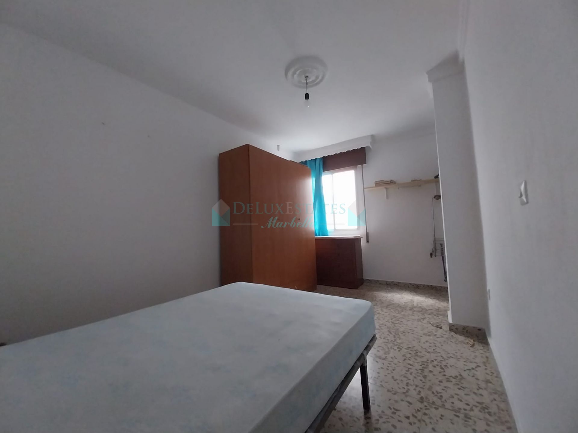 Apartamento en venta en Calvario, Estepona