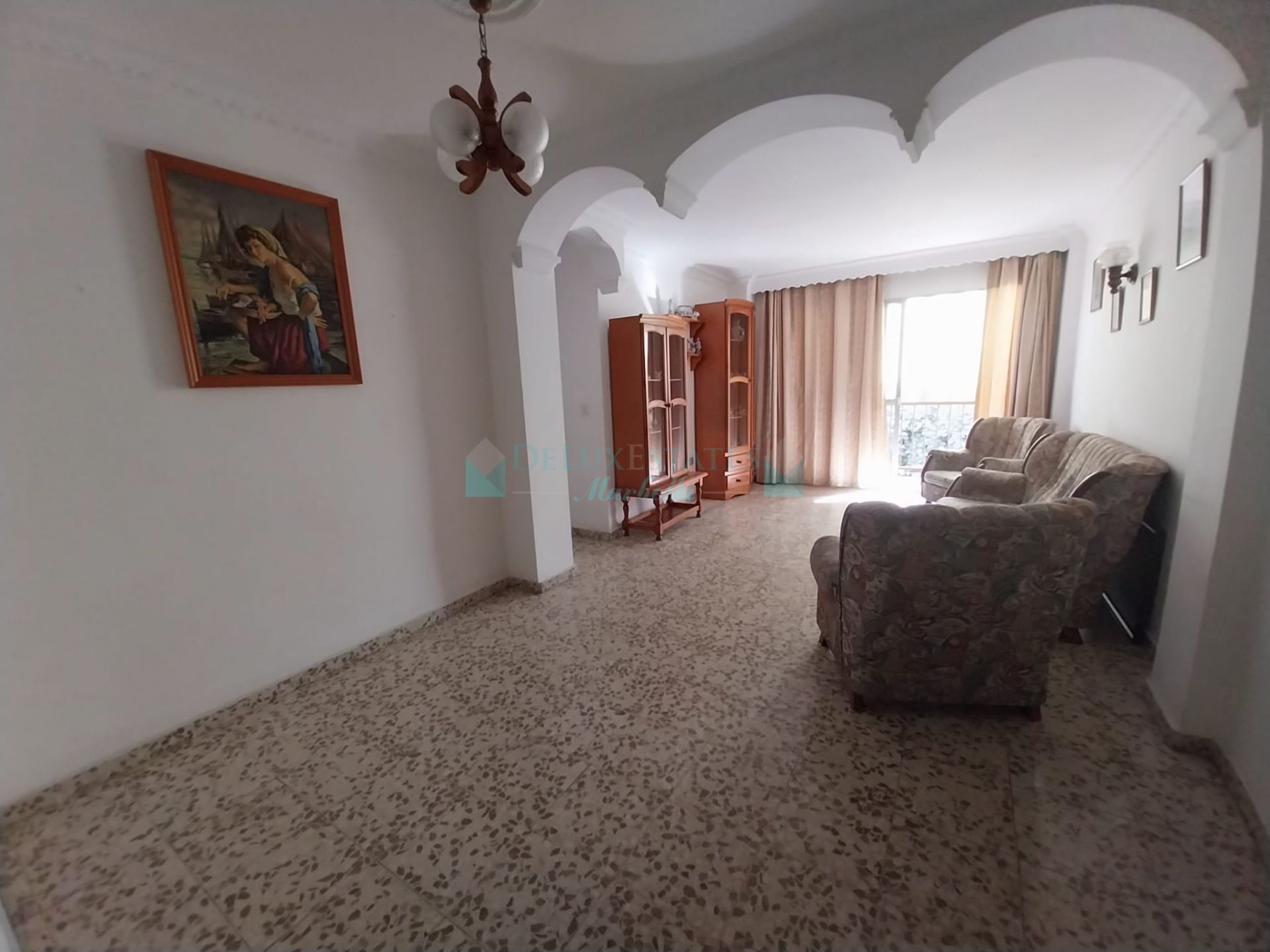 Apartamento en venta en Calvario, Estepona