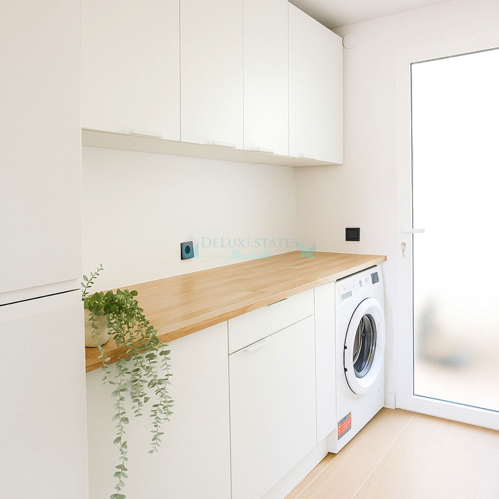 Apartment for sale in La Resina Golf, Estepona