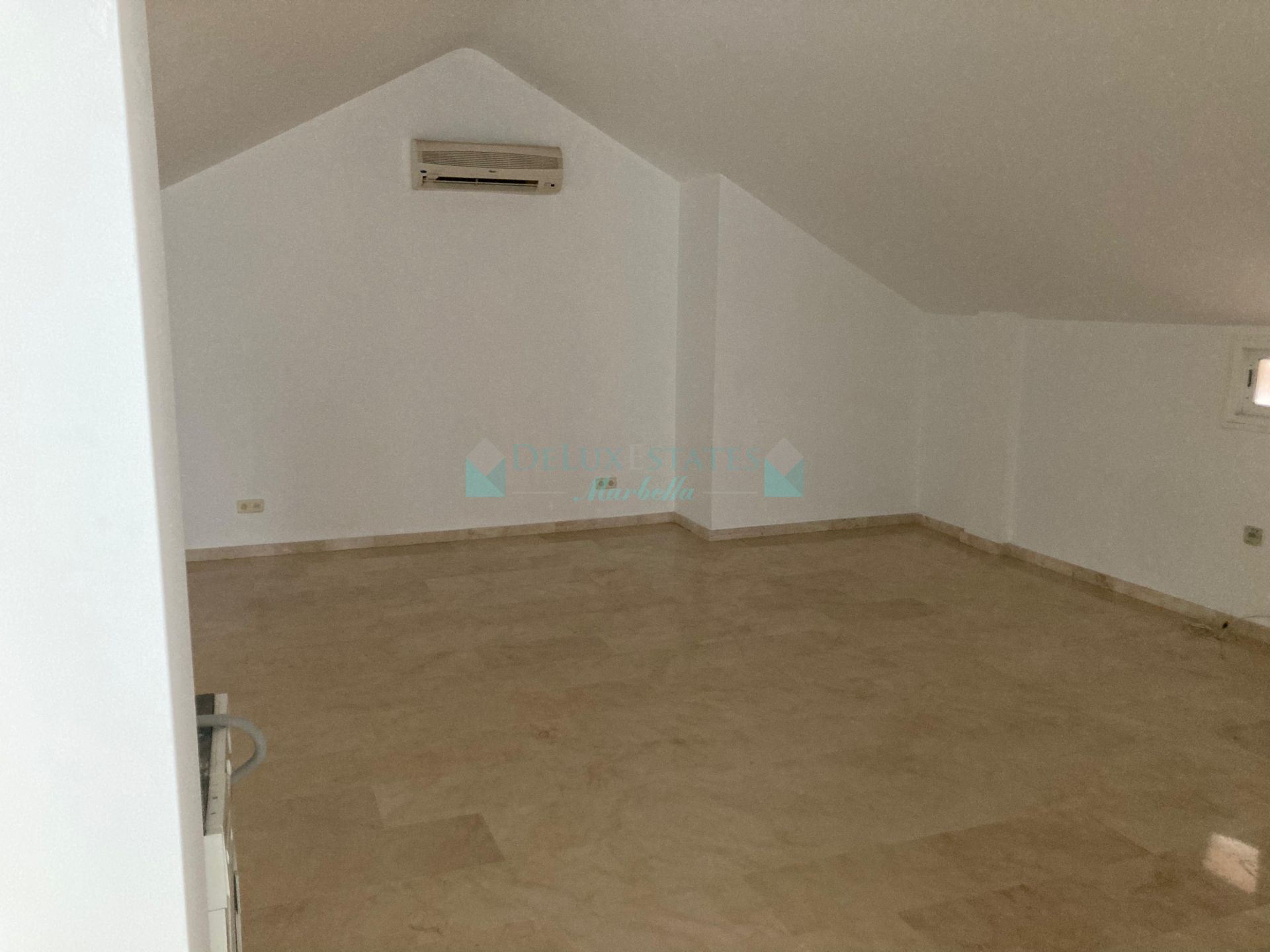 Duplex Penthouse for sale in Cancelada, Estepona