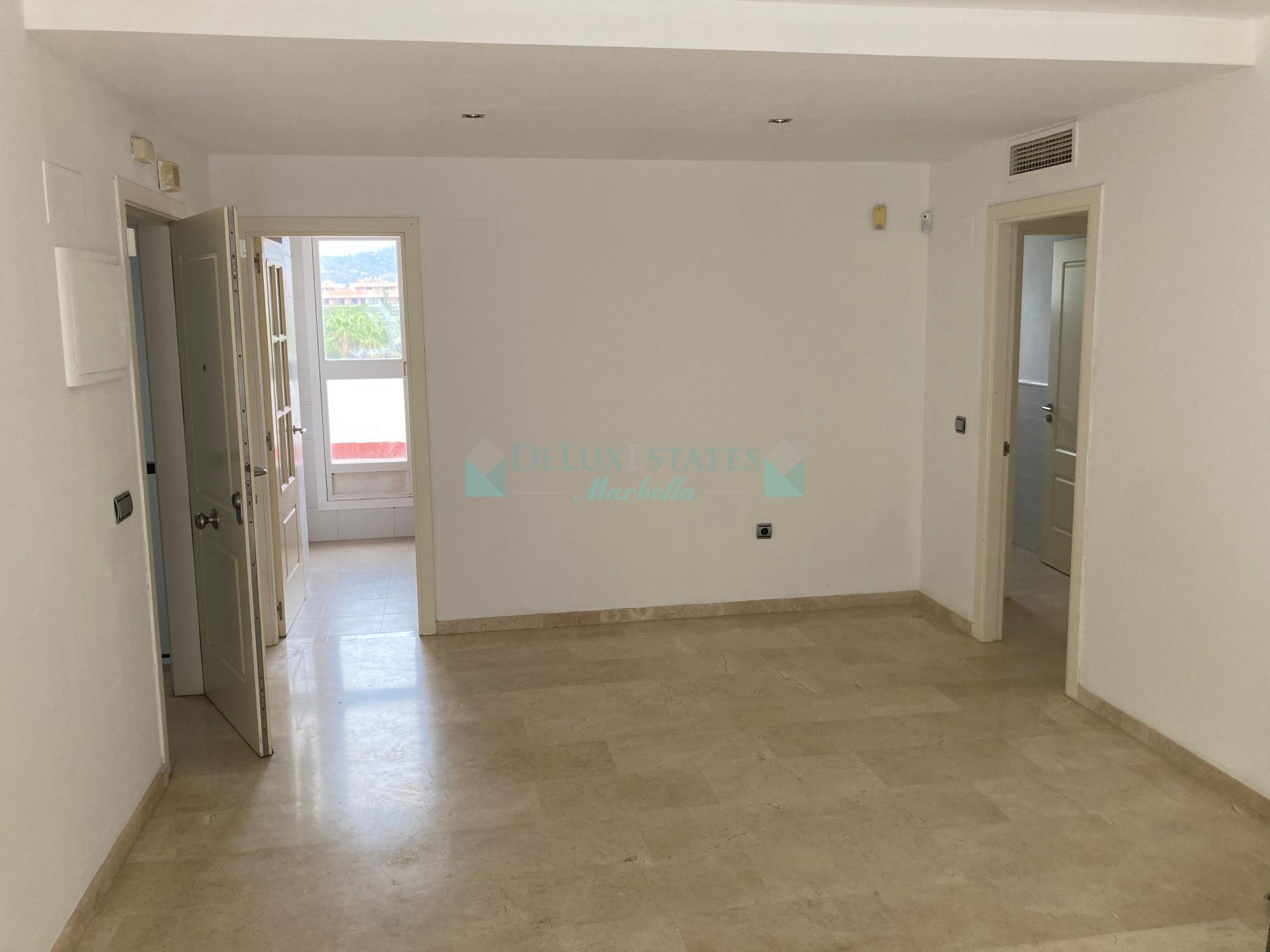 Duplex Penthouse for sale in Cancelada, Estepona