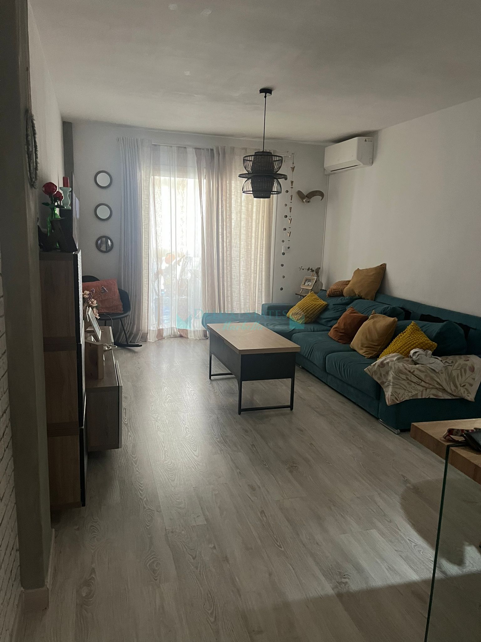 Apartamento en venta en Avda de Andalucia - Sierra de Estepona, Estepona