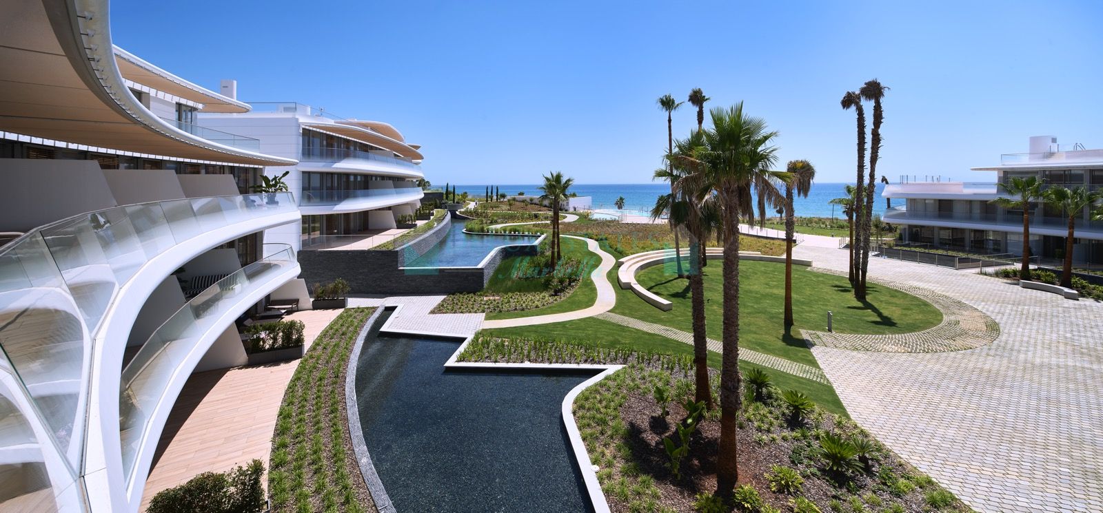 Ground Floor Apartment for sale in Guadalobon, Estepona