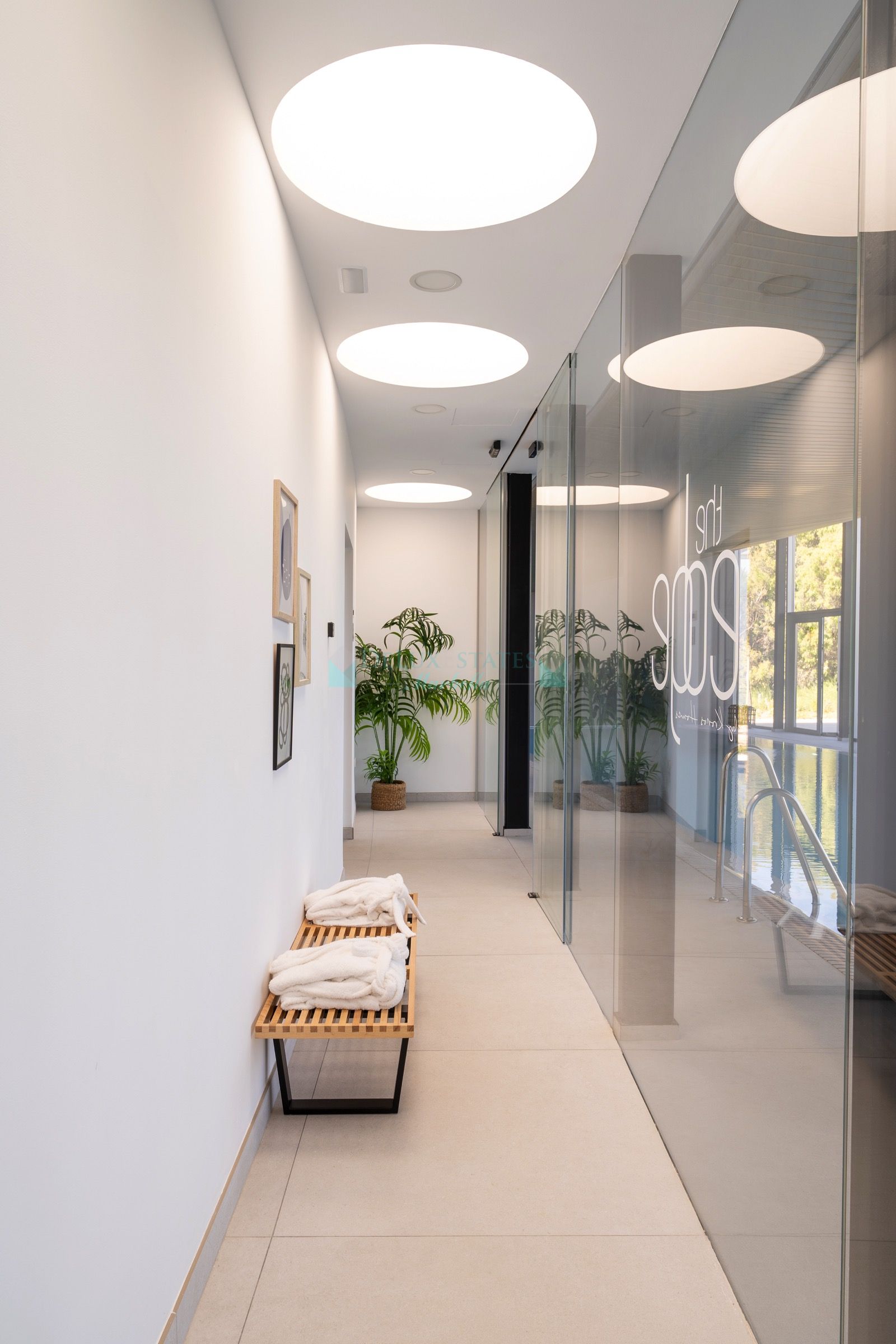 Ground Floor Apartment for sale in Guadalobon, Estepona