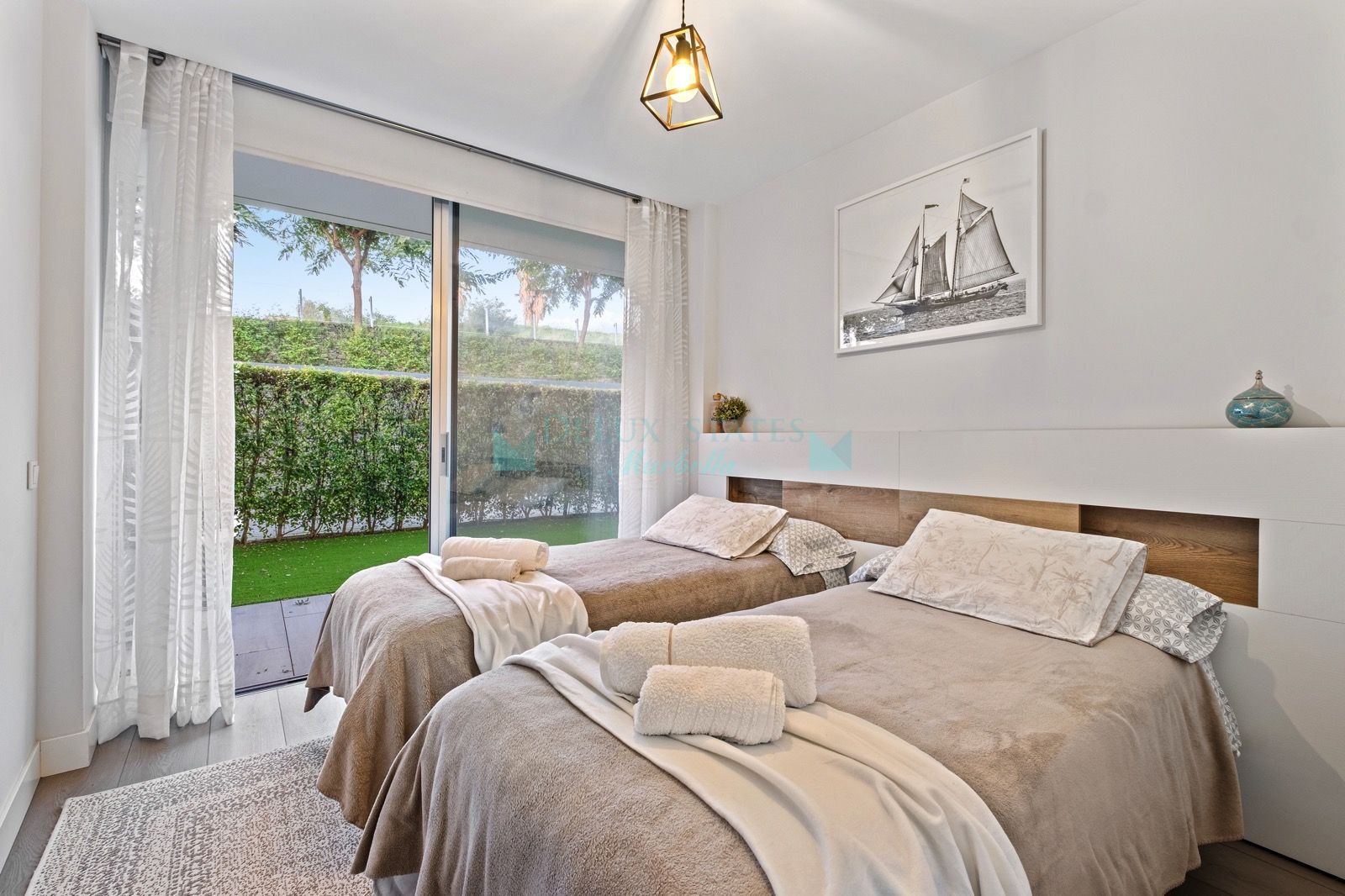 Ground Floor Apartment for sale in Guadalobon, Estepona