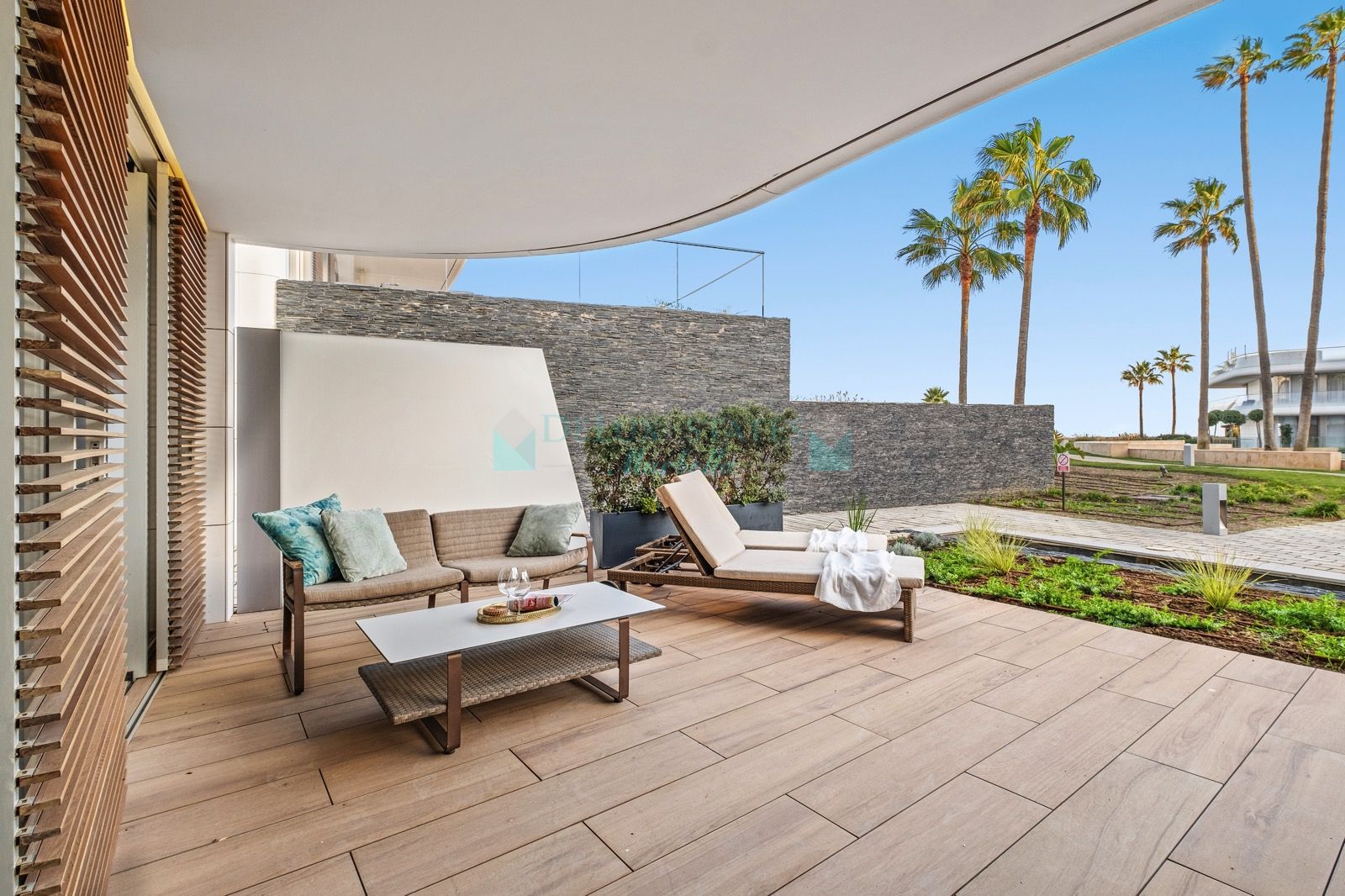 Ground Floor Apartment for sale in Guadalobon, Estepona