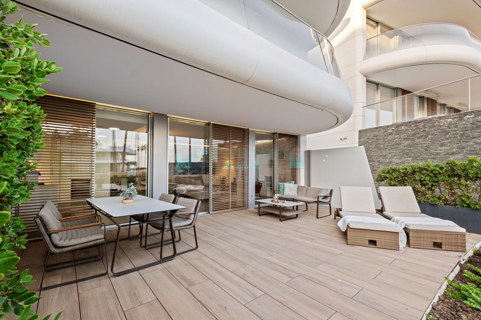 Ground Floor Apartment for sale in Guadalobon, Estepona