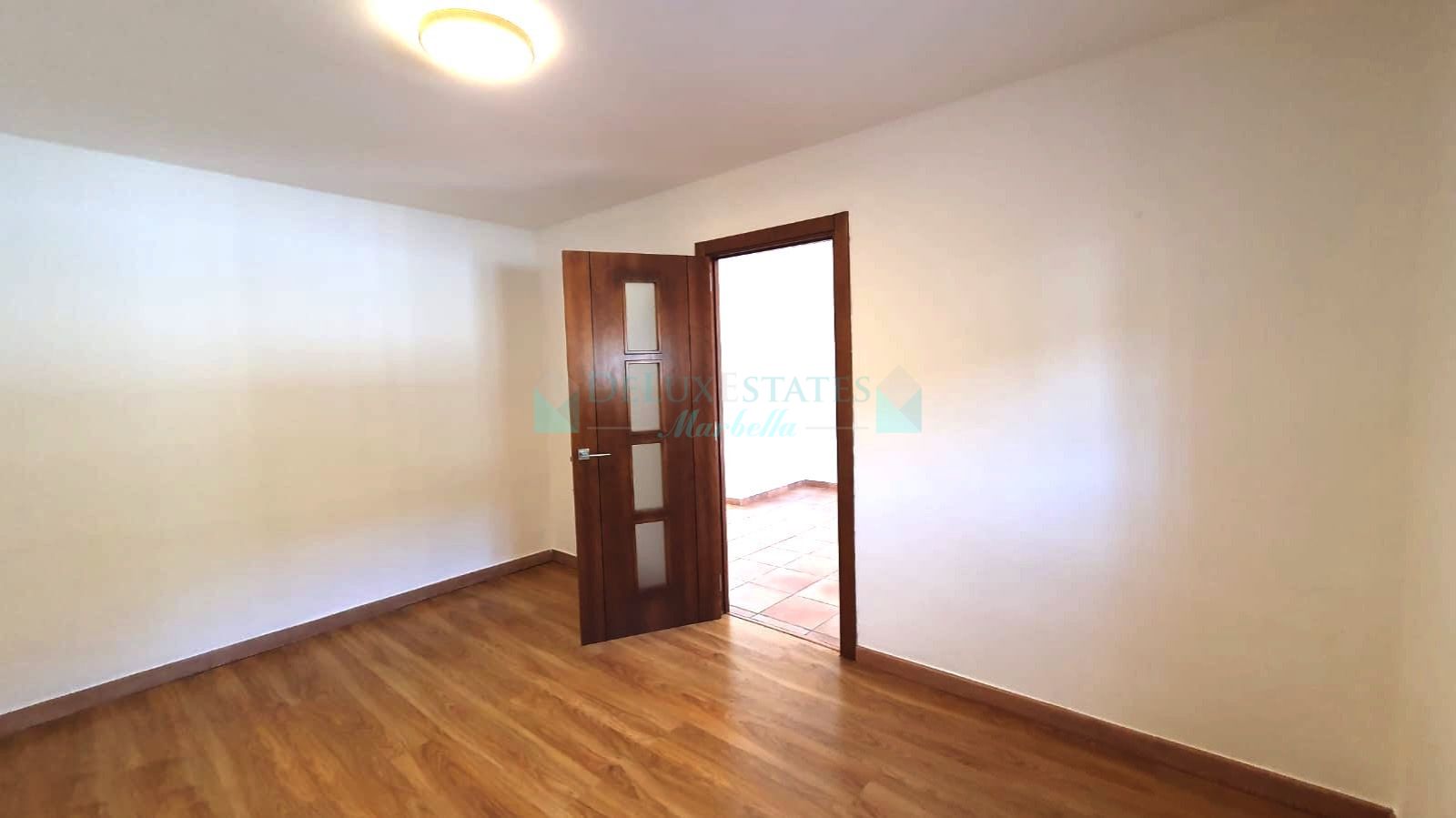 Town House for sale in San Enrique de Guadiaro