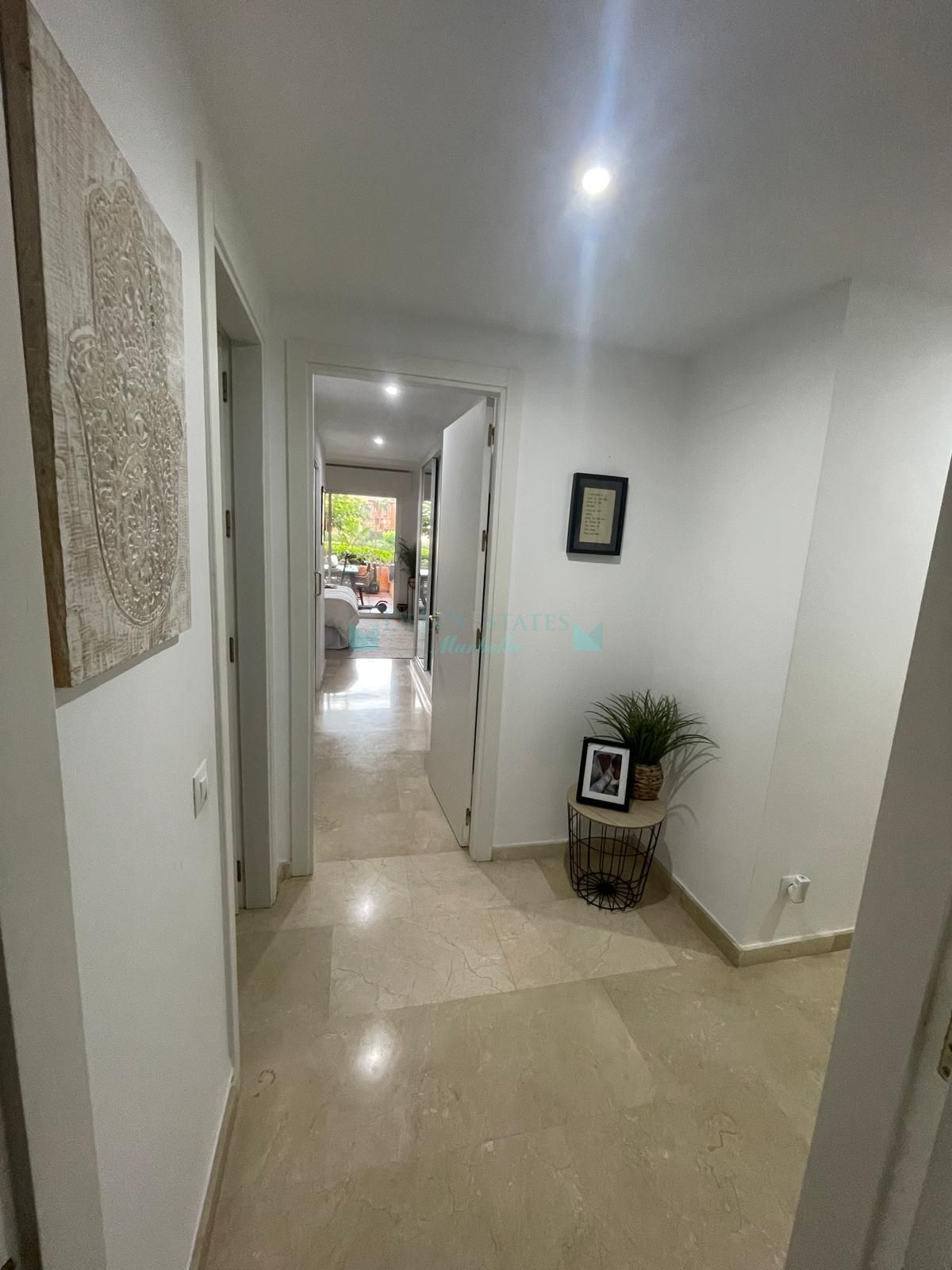 Apartamento Planta Baja en venta en Castillo de la Duquesa, Manilva