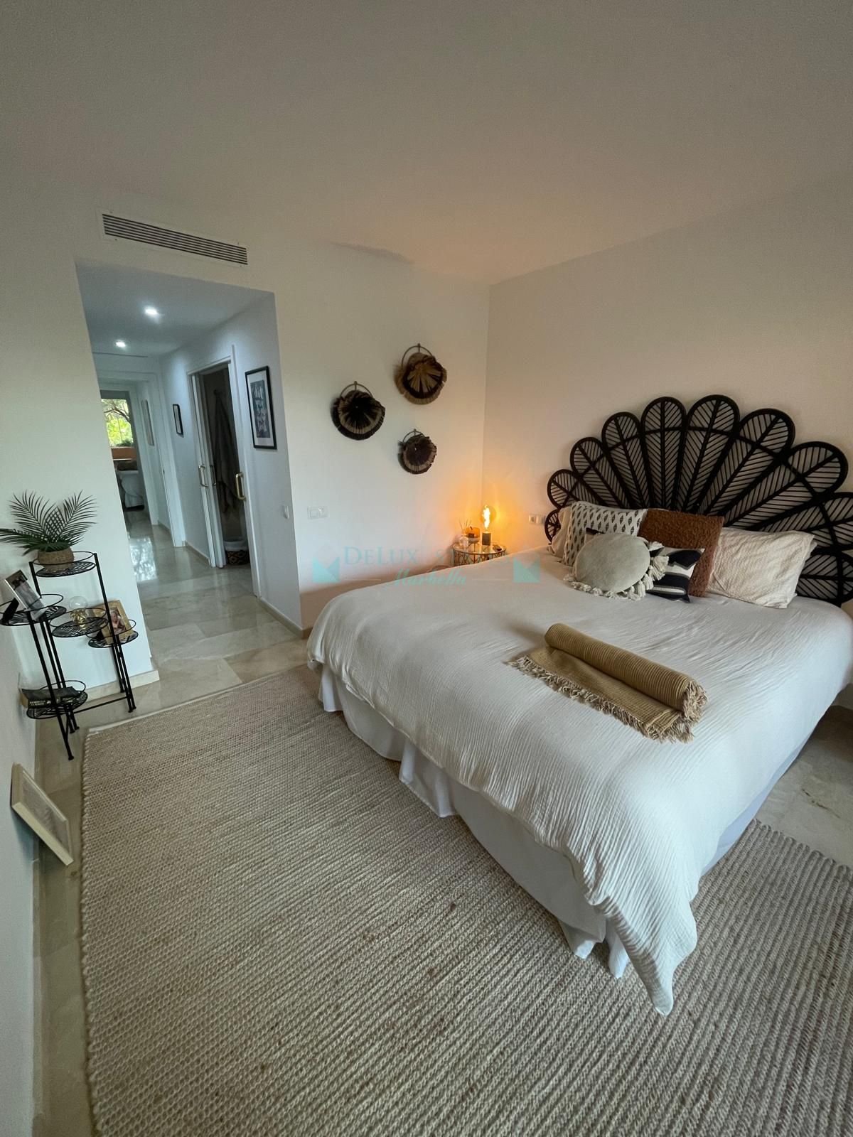 Apartamento Planta Baja en venta en Castillo de la Duquesa, Manilva