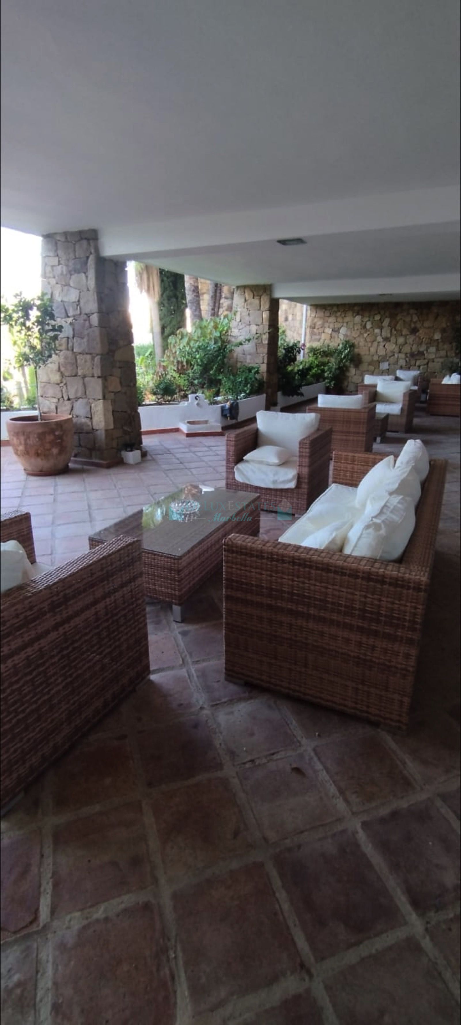 Apartment for sale in Las Brisas, Nueva Andalucia