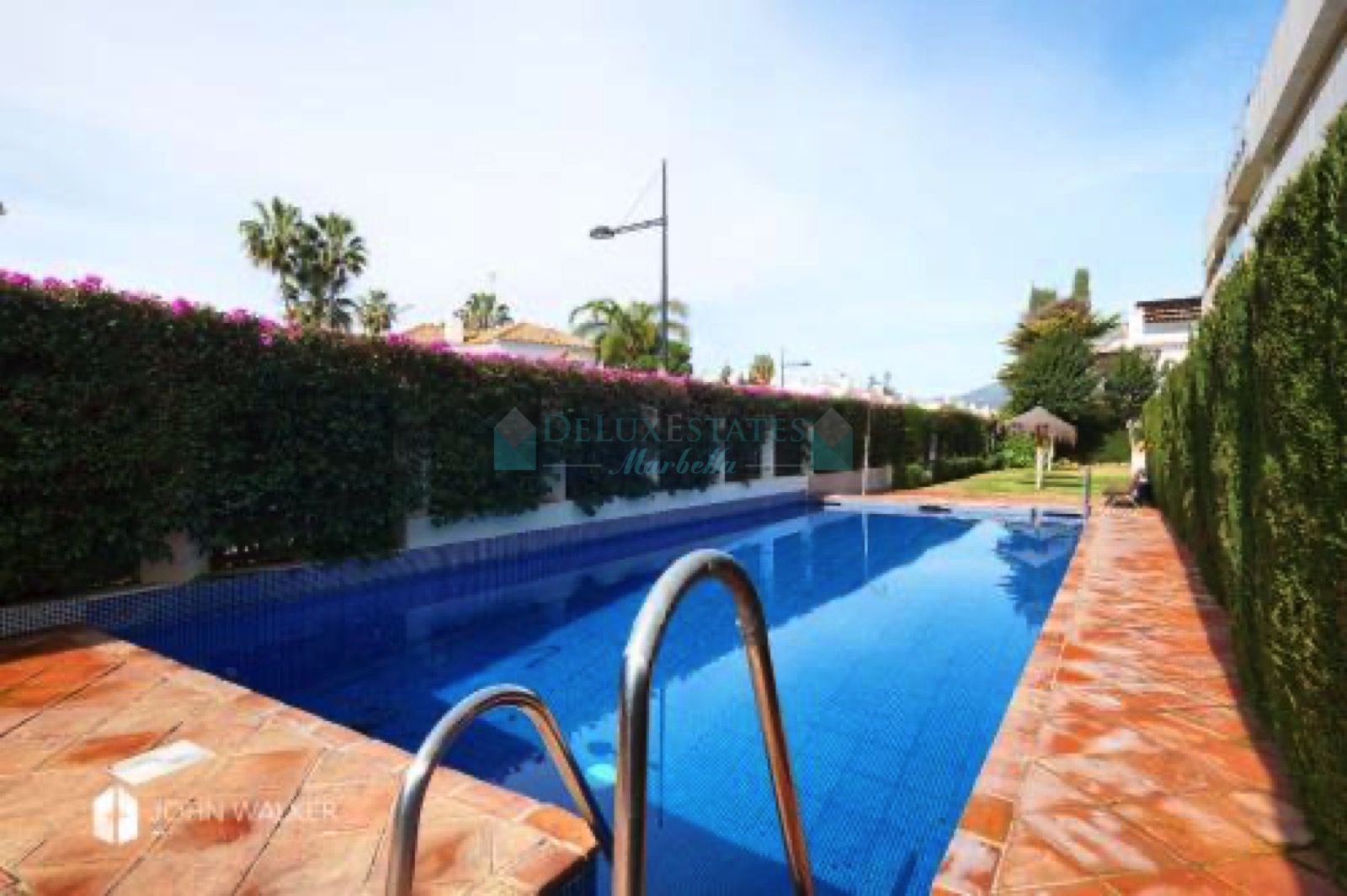 Ground Floor Apartment for sale in Cortijo Blanco, San Pedro de Alcantara