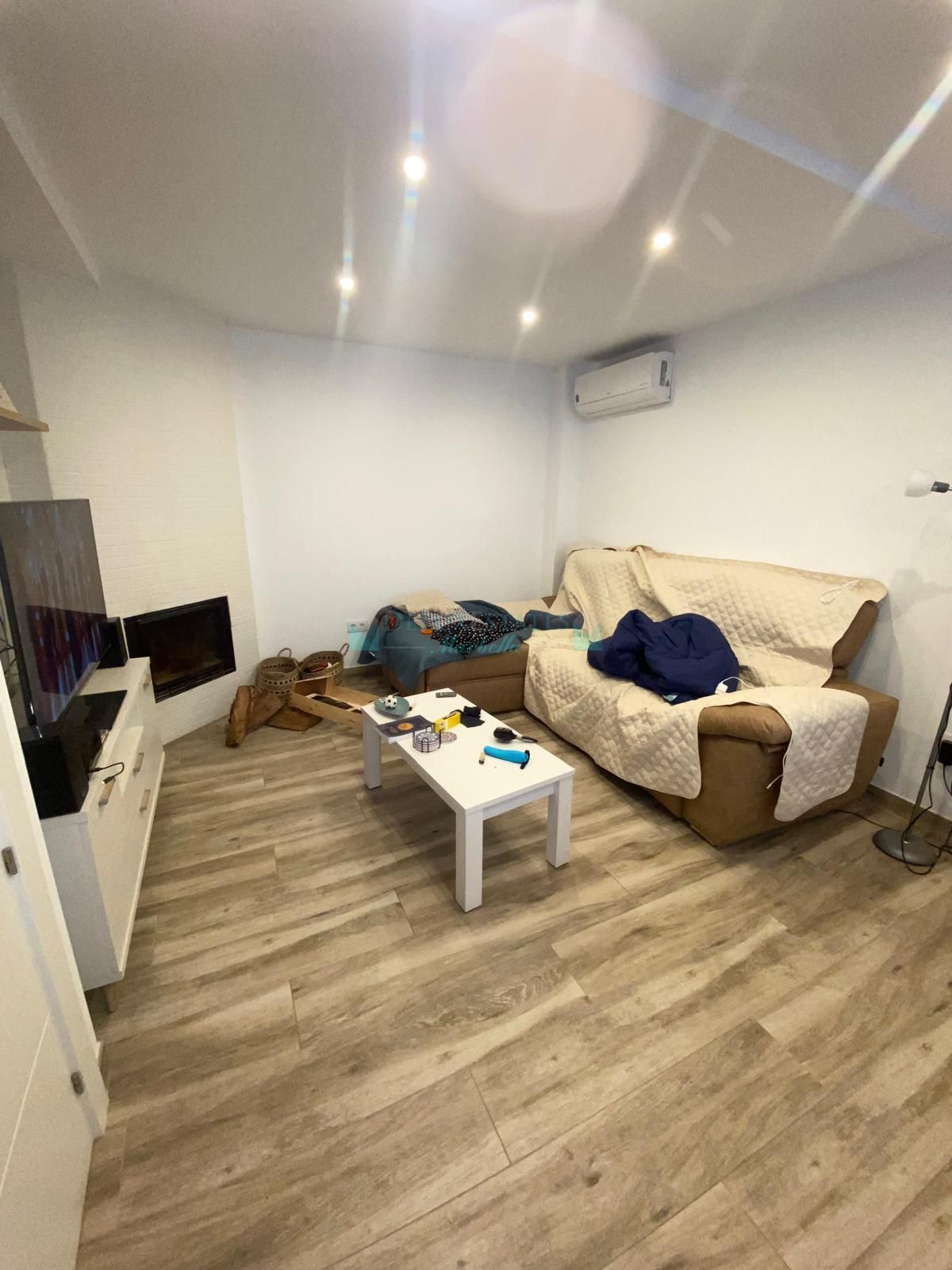 Town House for sale in Secadero, Casares